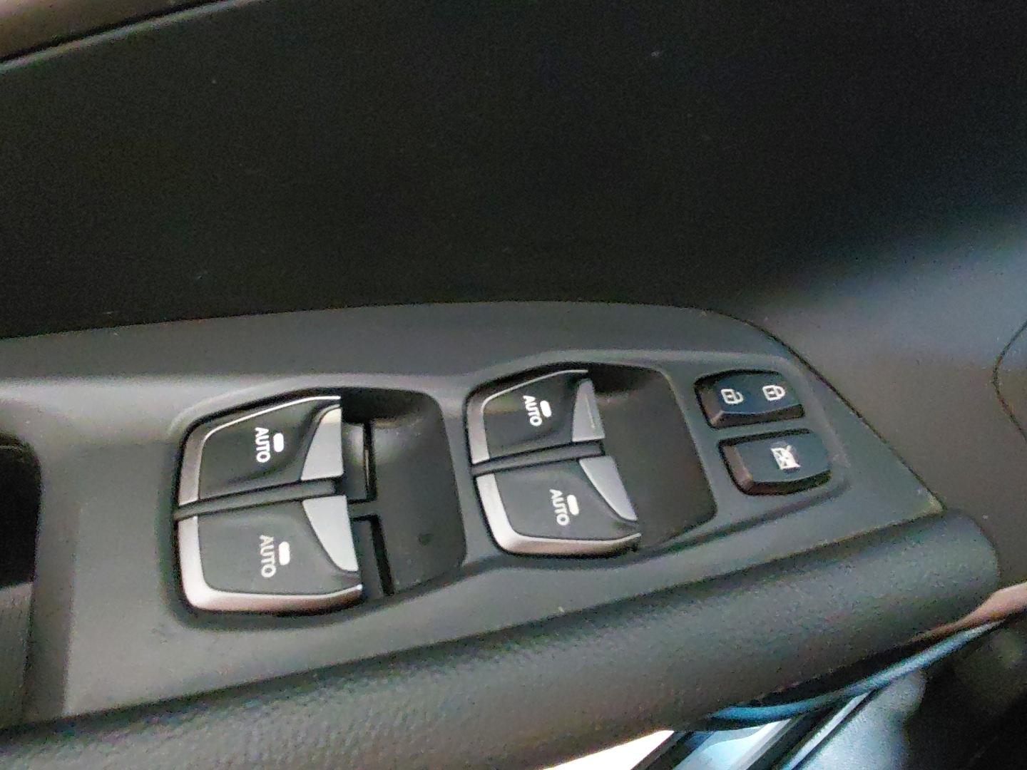 Hyundai Santa Fe 2.2 CRDI TECNO AUTO 2WD 7STR 200 5P 7 Plazas