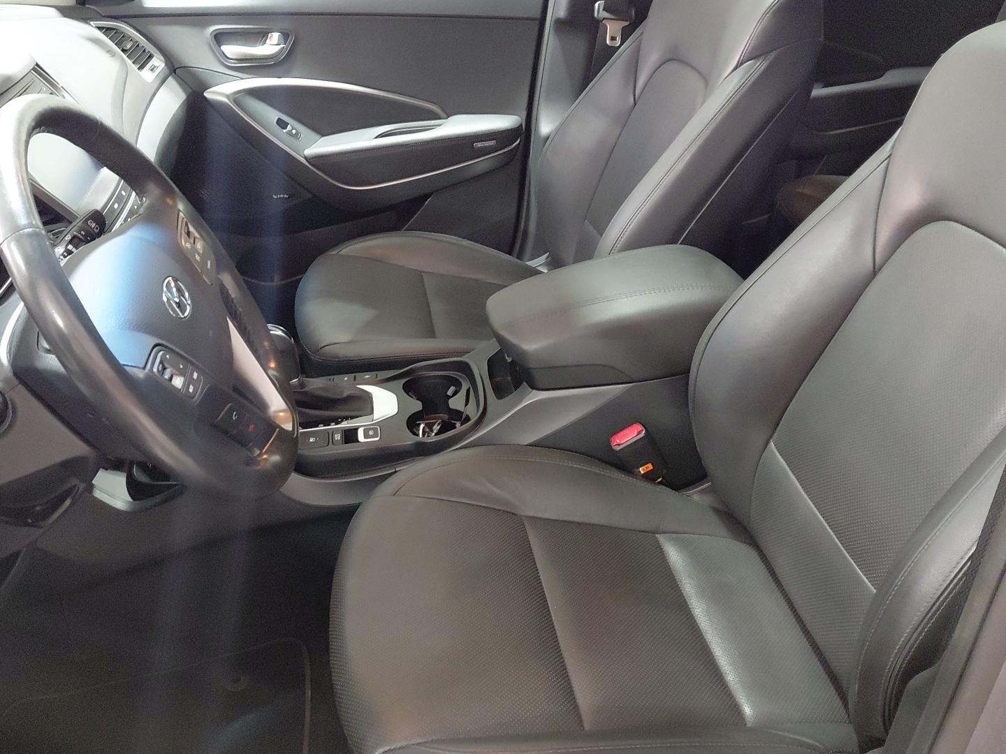 Hyundai Santa Fe 2.2 CRDI TECNO AUTO 2WD 7STR 200 5P 7 Plazas