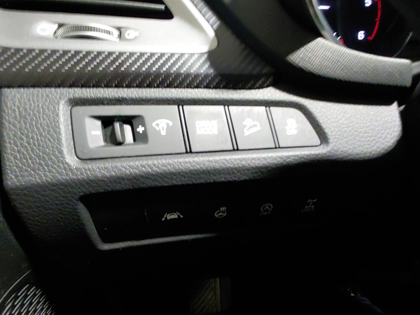 Hyundai Santa Fe 2.2 CRDI TECNO AUTO 2WD 7STR 200 5P 7 Plazas