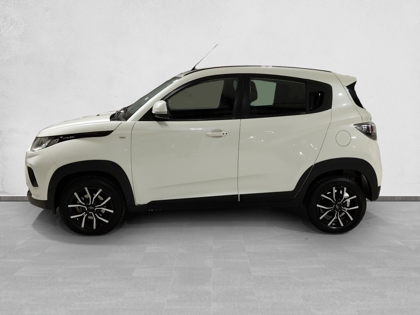 Mahindra KUV100 1.2 K8 87 5P