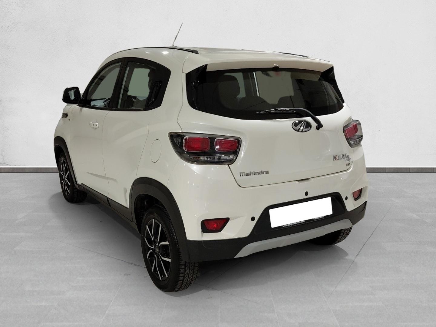 Mahindra KUV100 1.2 K8 87 5P