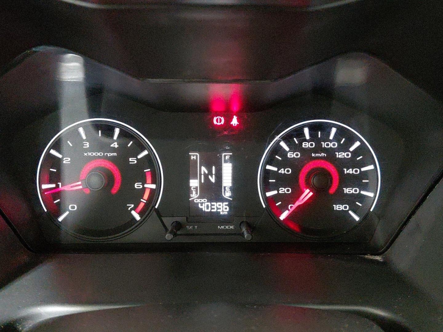 Mahindra KUV100 1.2 K8 87 5P