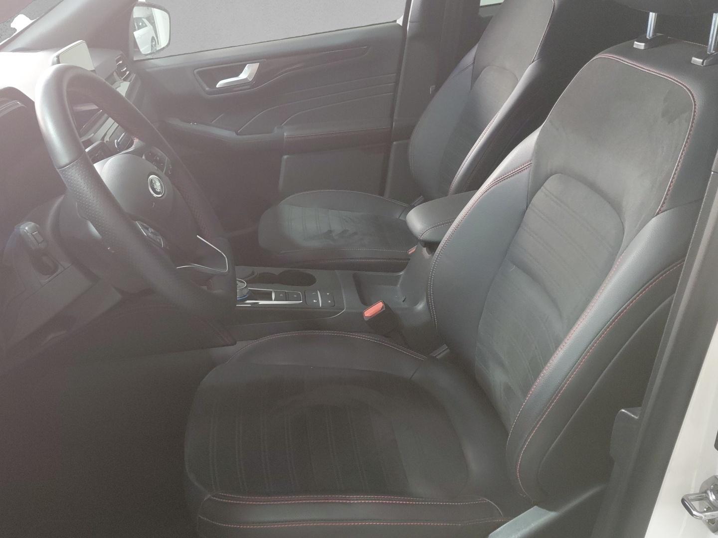 Ford Kuga 2.5 PHEV ST-LINE AUTO 225 5P