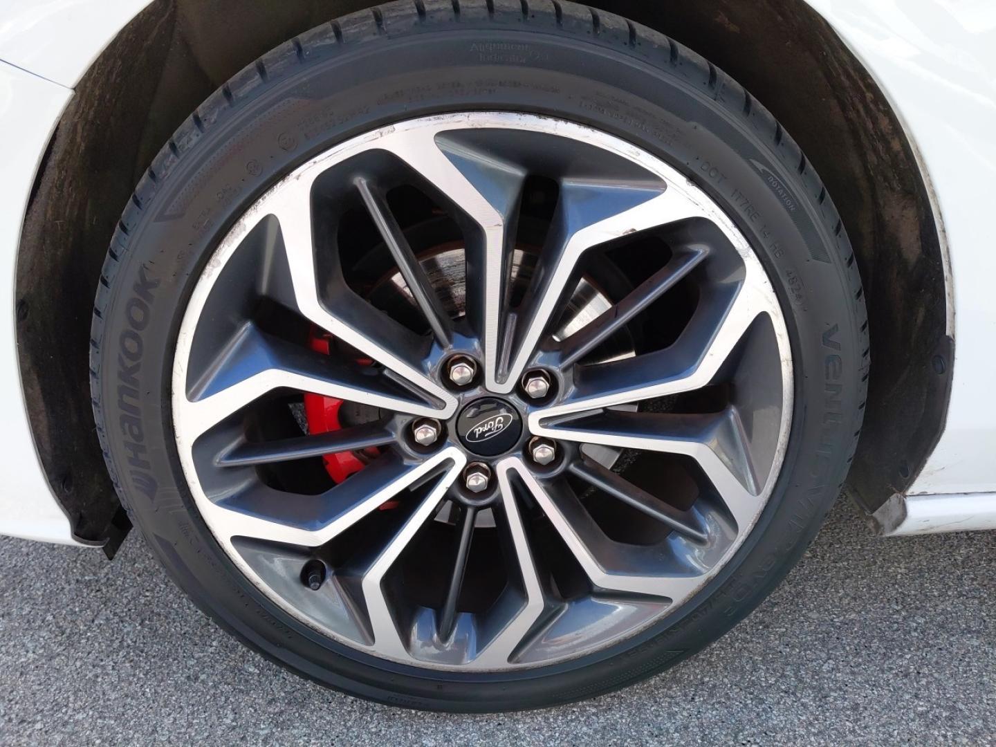 Ford Focus 1.0 Ecoboost MHEV 114kW ST-Line X 155CV