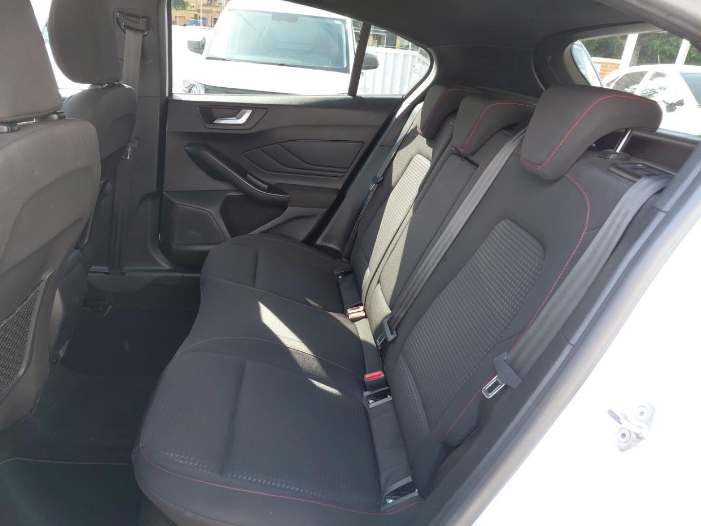 Ford Focus 1.0 Ecoboost MHEV 114kW ST-Line X 155CV