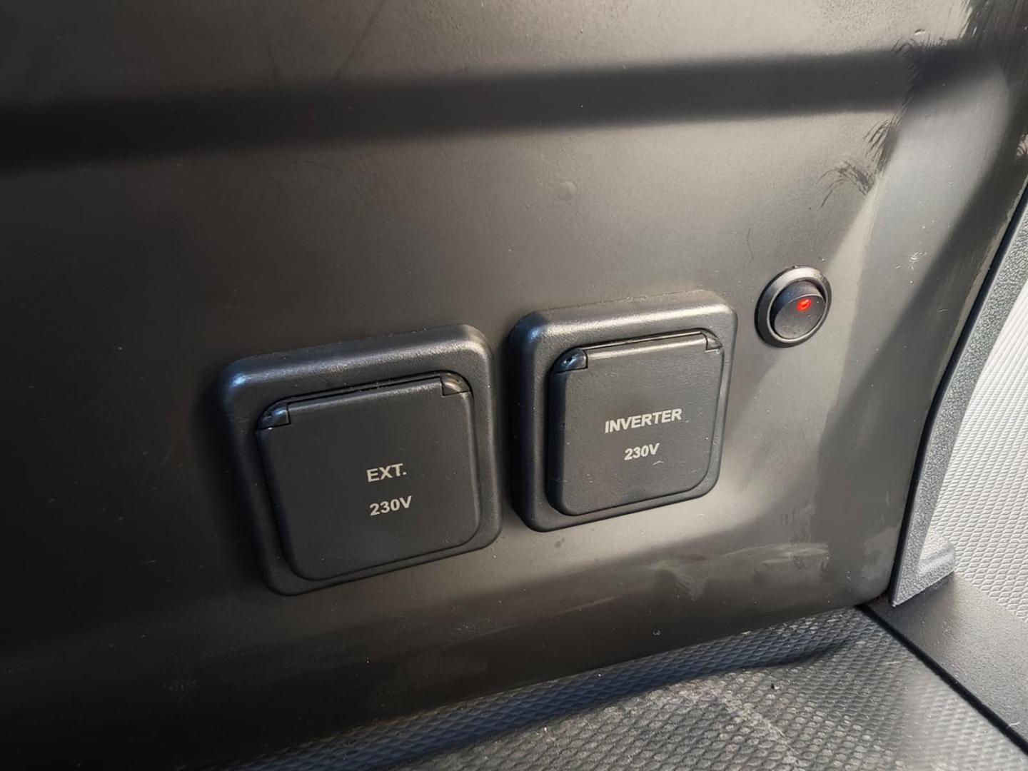 Ford Transit Custom Kombi 2.0 EcoBlue 110kW 320 L1 Trend 150CV