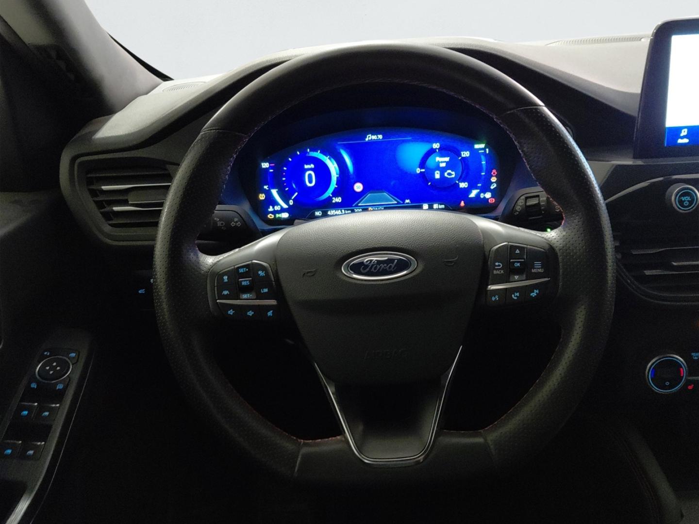 Ford Kuga 2.5 FHEV ST-LINE X AUTO 190 5P