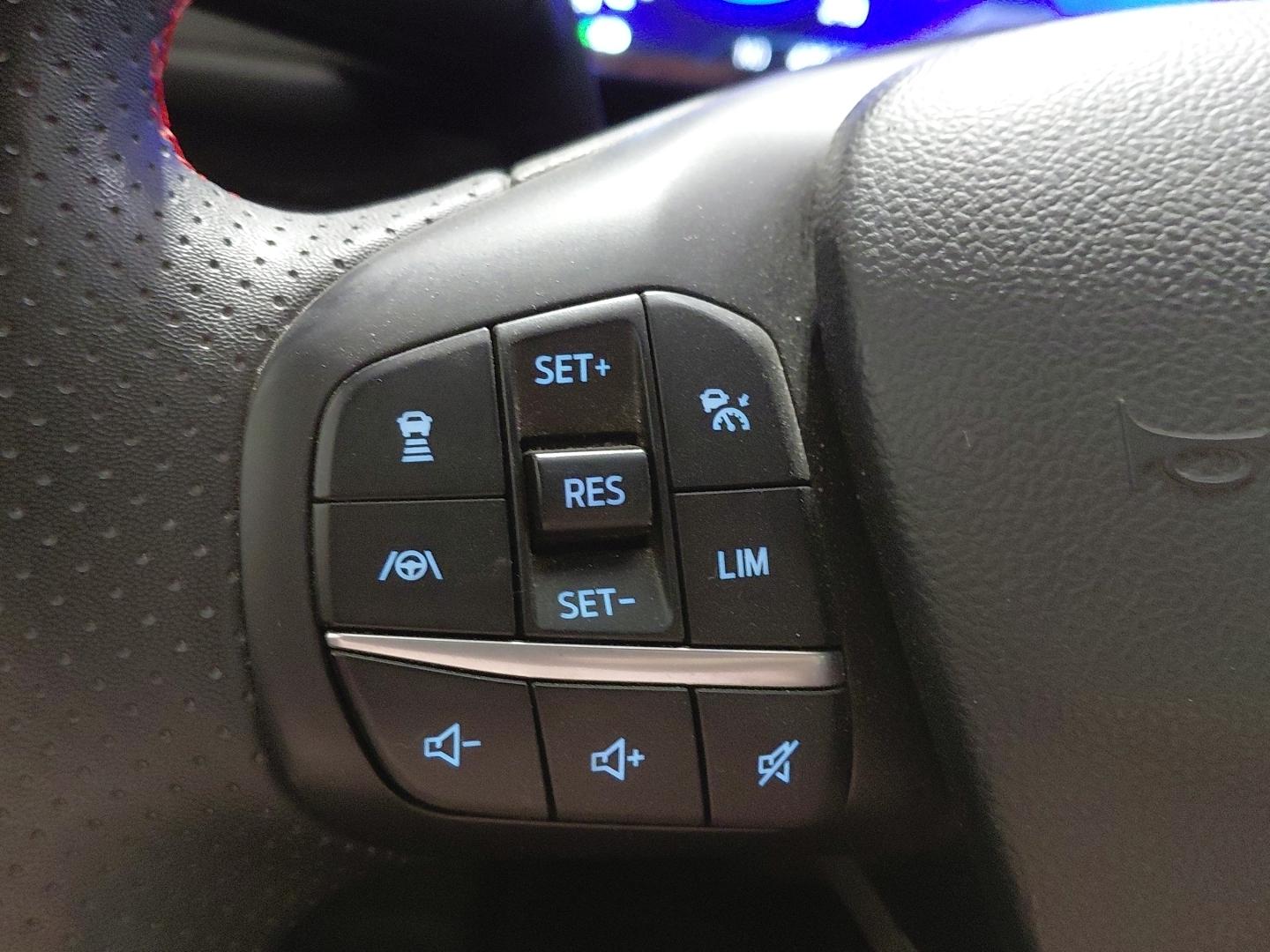 Ford Kuga 2.5 FHEV ST-LINE X AUTO 190 5P