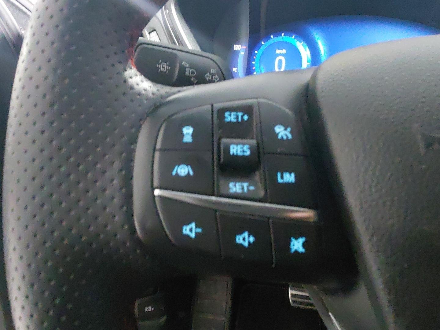 Ford Kuga 2.5 PHEV ST-LINE X AUTO 225 5P