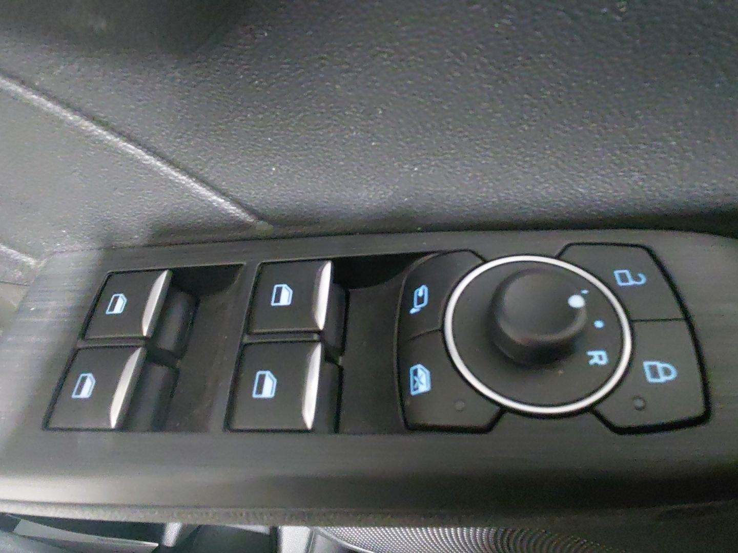 Ford Kuga 2.5 PHEV ST-LINE X AUTO 225 5P