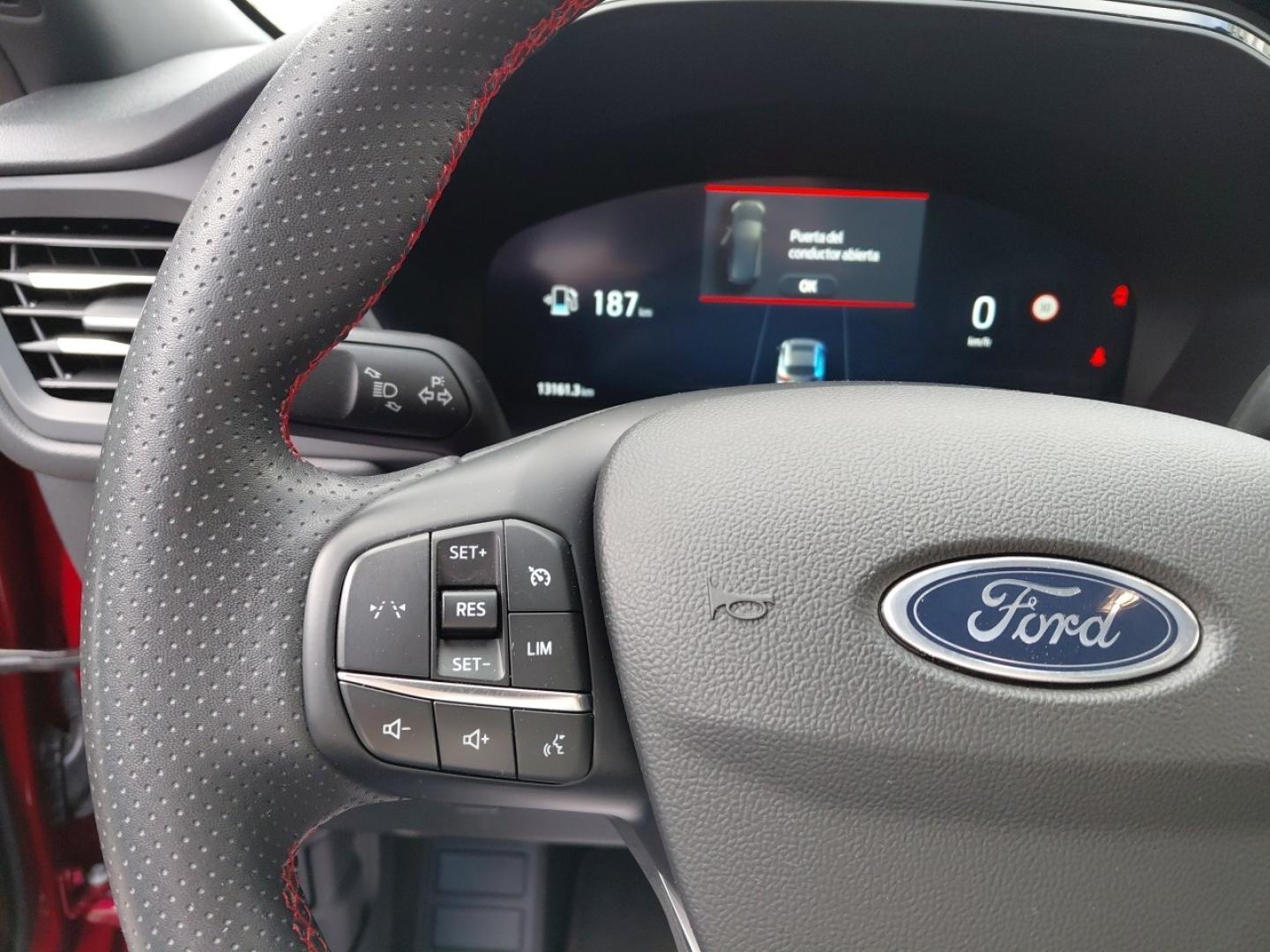 Ford Kuga ST-Line 2.5 Duratec FHEV 132kW Auto 180CV