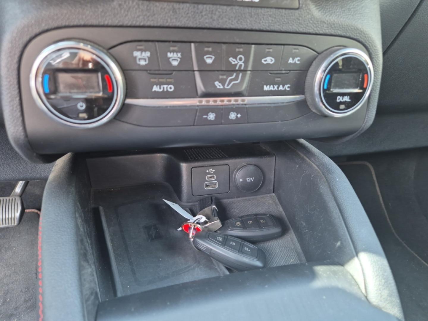 Ford Kuga ST-Line 2.5 Duratec FHEV 140kW Auto 190CV