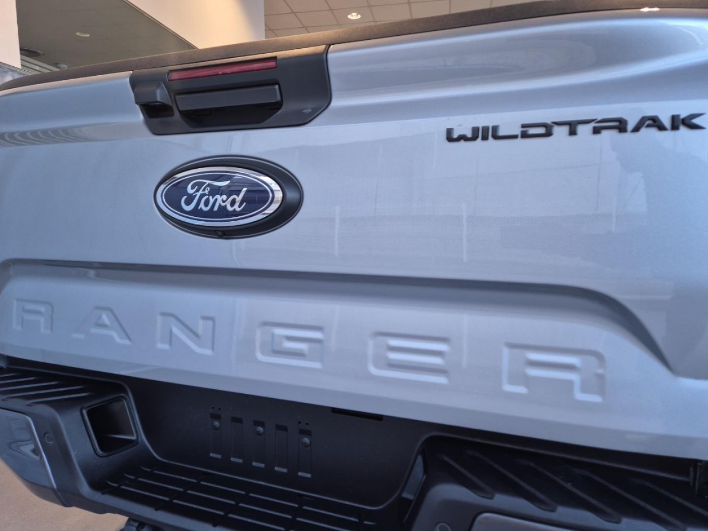 Ford Ranger 2.3 TIVCT PHEV e-AWD D Cab Wildtrack AT 280cv