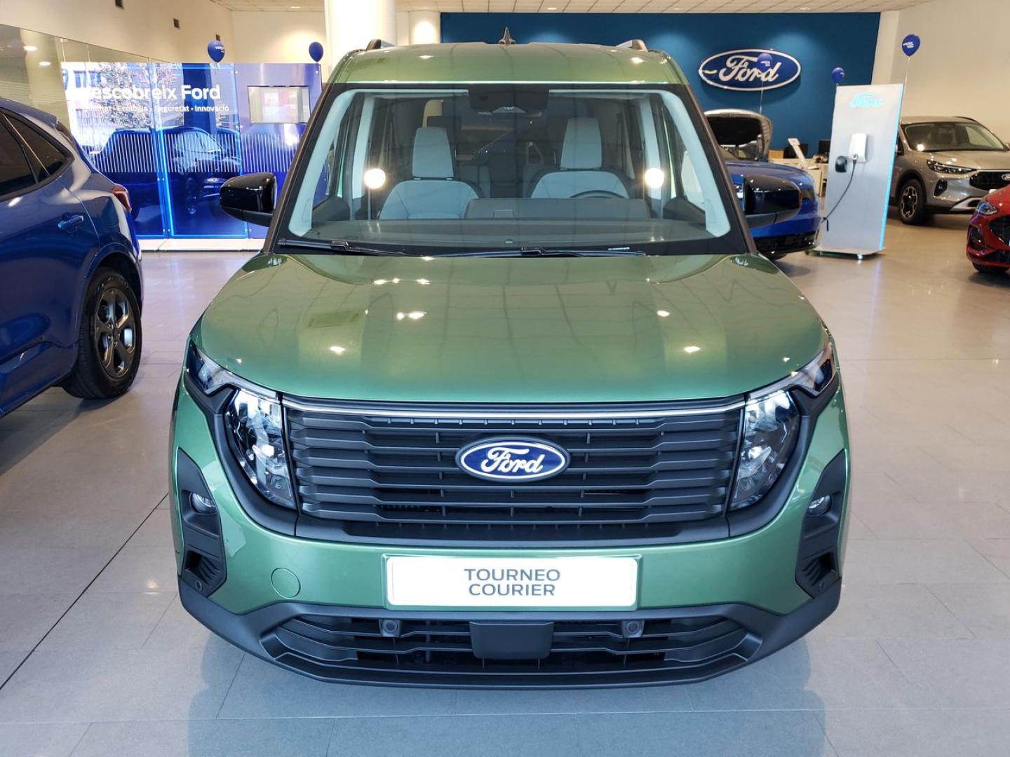 Ford Tourneo Courier 1.0 Ecoboost 92kW (125CV) Titanium