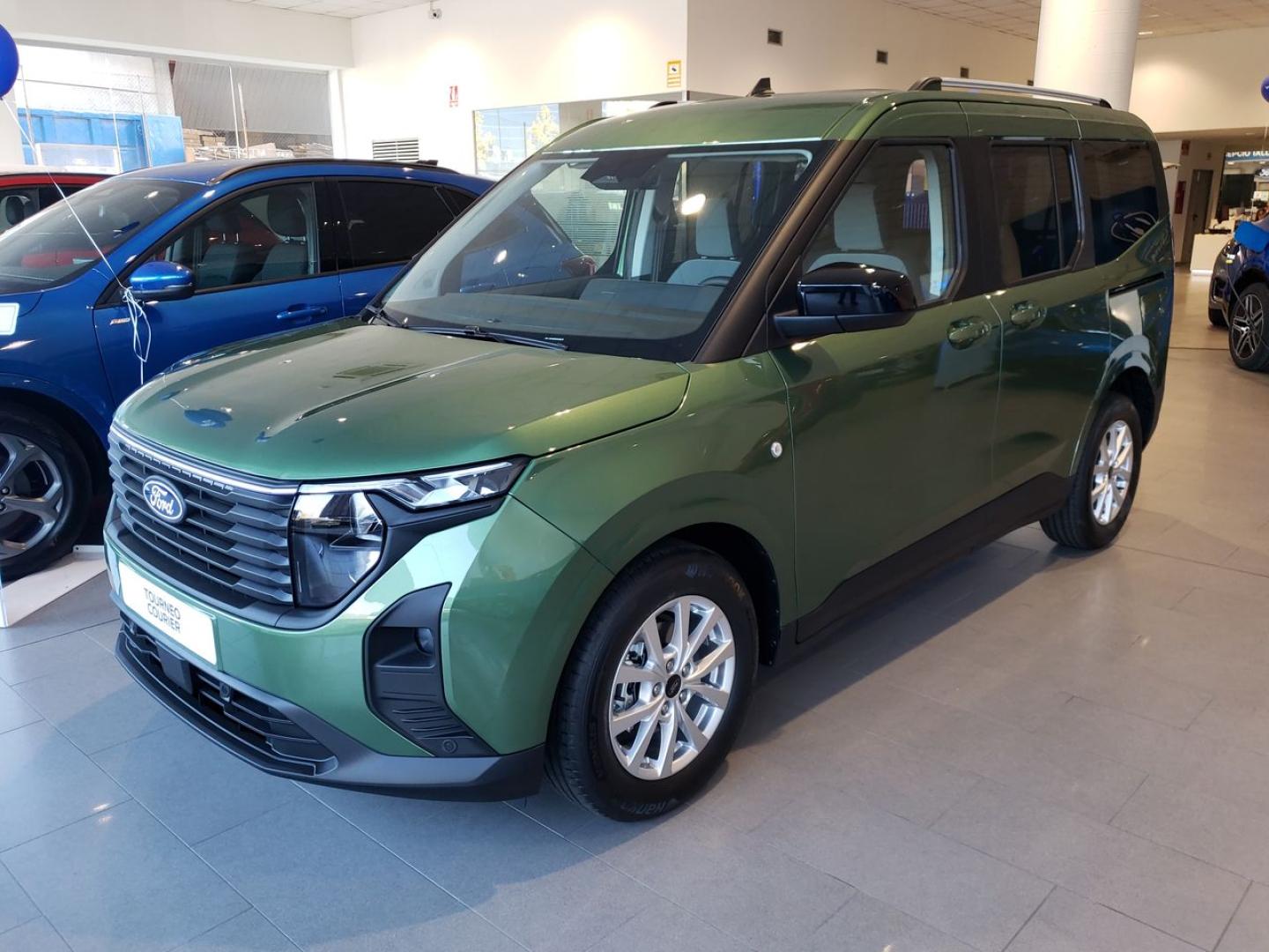 Ford Tourneo Courier 1.0 Ecoboost 92kW (125CV) Titanium