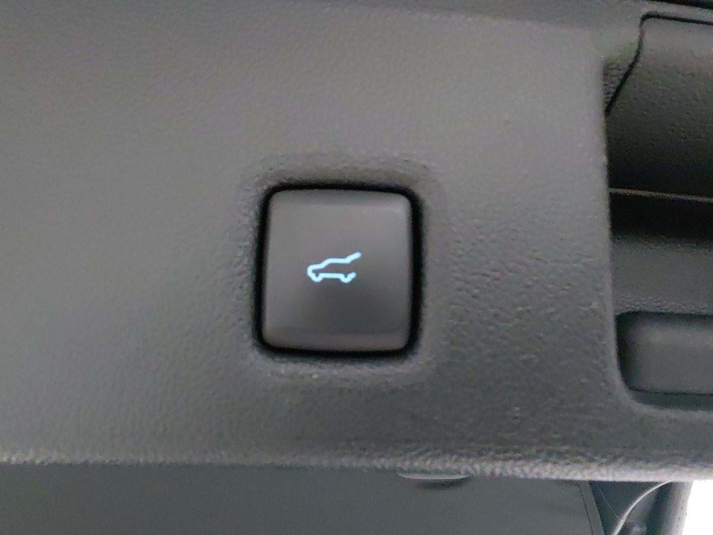 Ford Kuga 2.5 FHEV ST-LINE X AUTO 190 5P