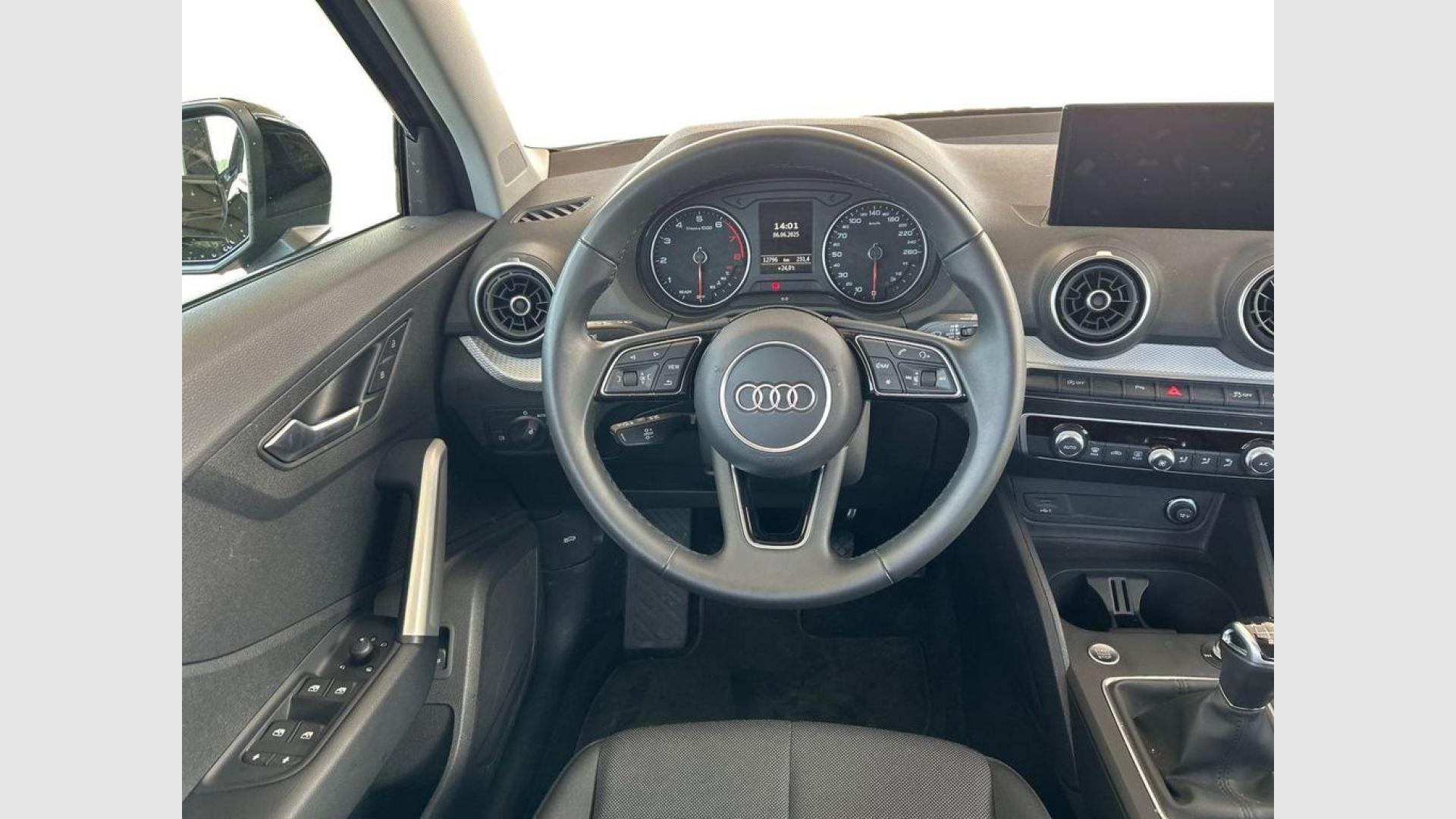 Audi Q2 Advanced 30 TFSI 81 kW (110 CV)