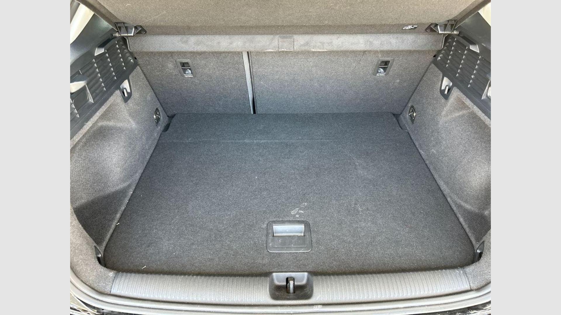 Audi Q2 Advanced 30 TFSI 81 kW (110 CV)