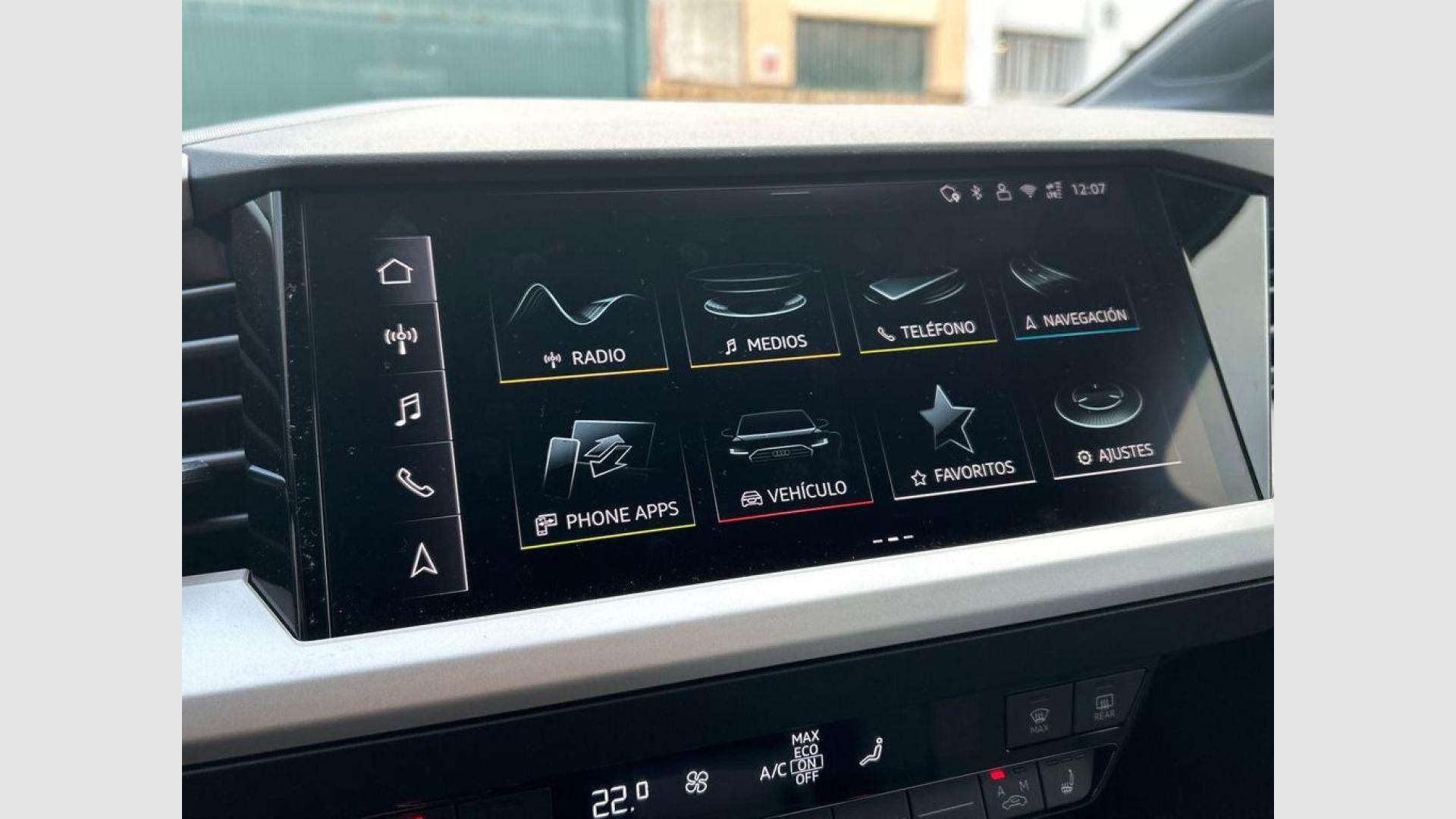 Audi Q4 e-tron Advanced 40 e-tron 63kWh 150 kW (204 CV)