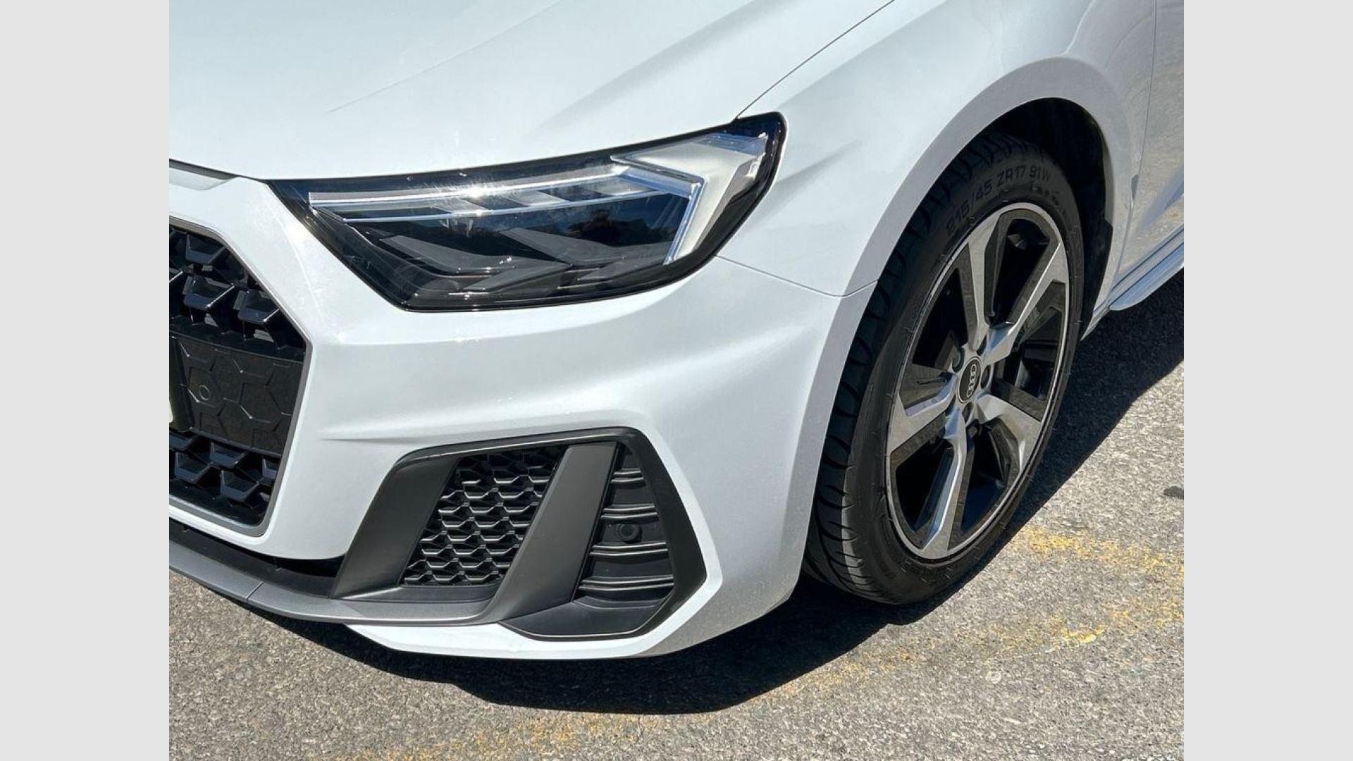 Audi A1 Adrenalin edition 30 TFSI 85 kW (116 CV) S tronic