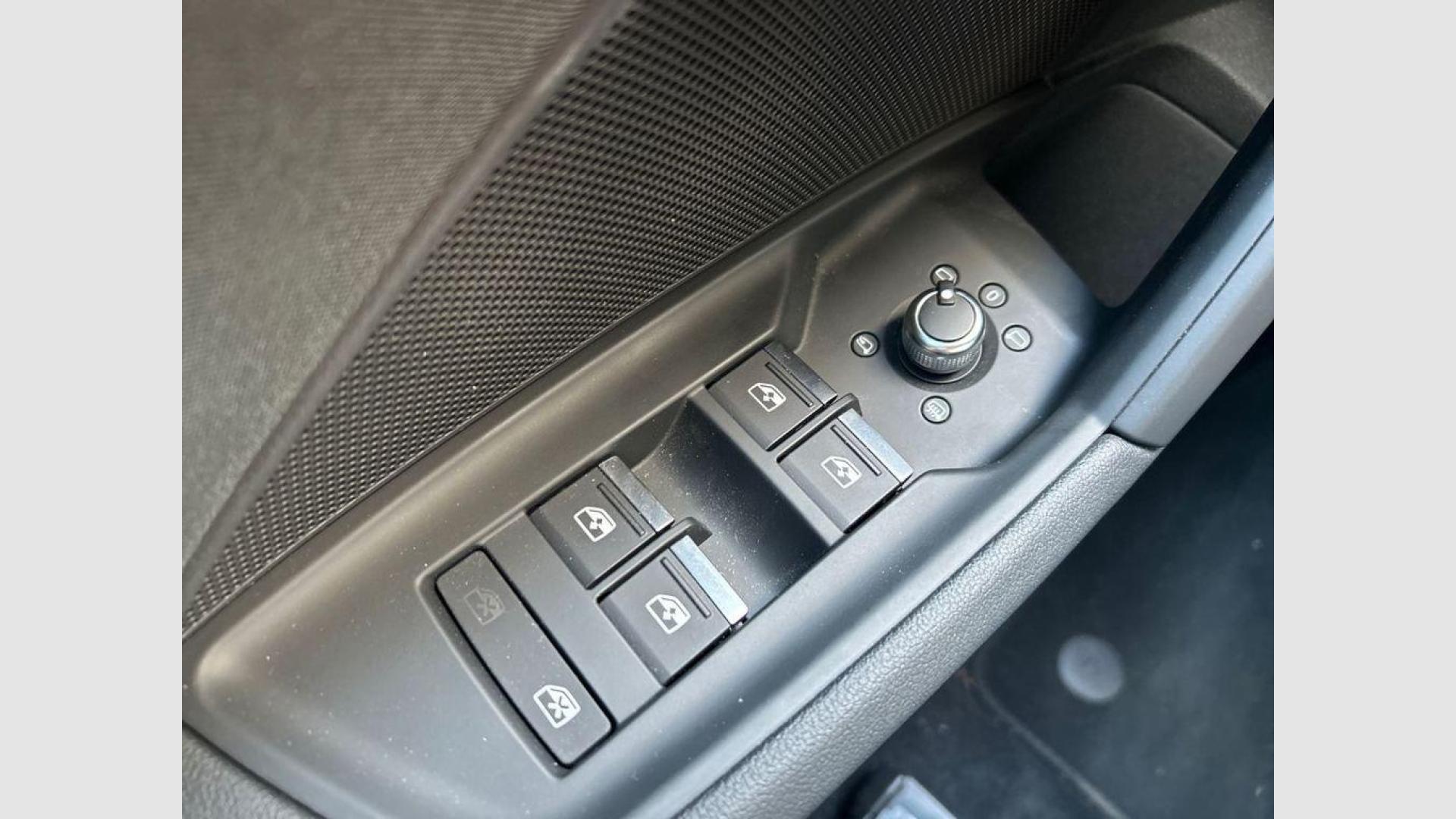 Audi A3 Sportback TFSIe Advanced 30 TDI 85 kW (116 CV) S tronic