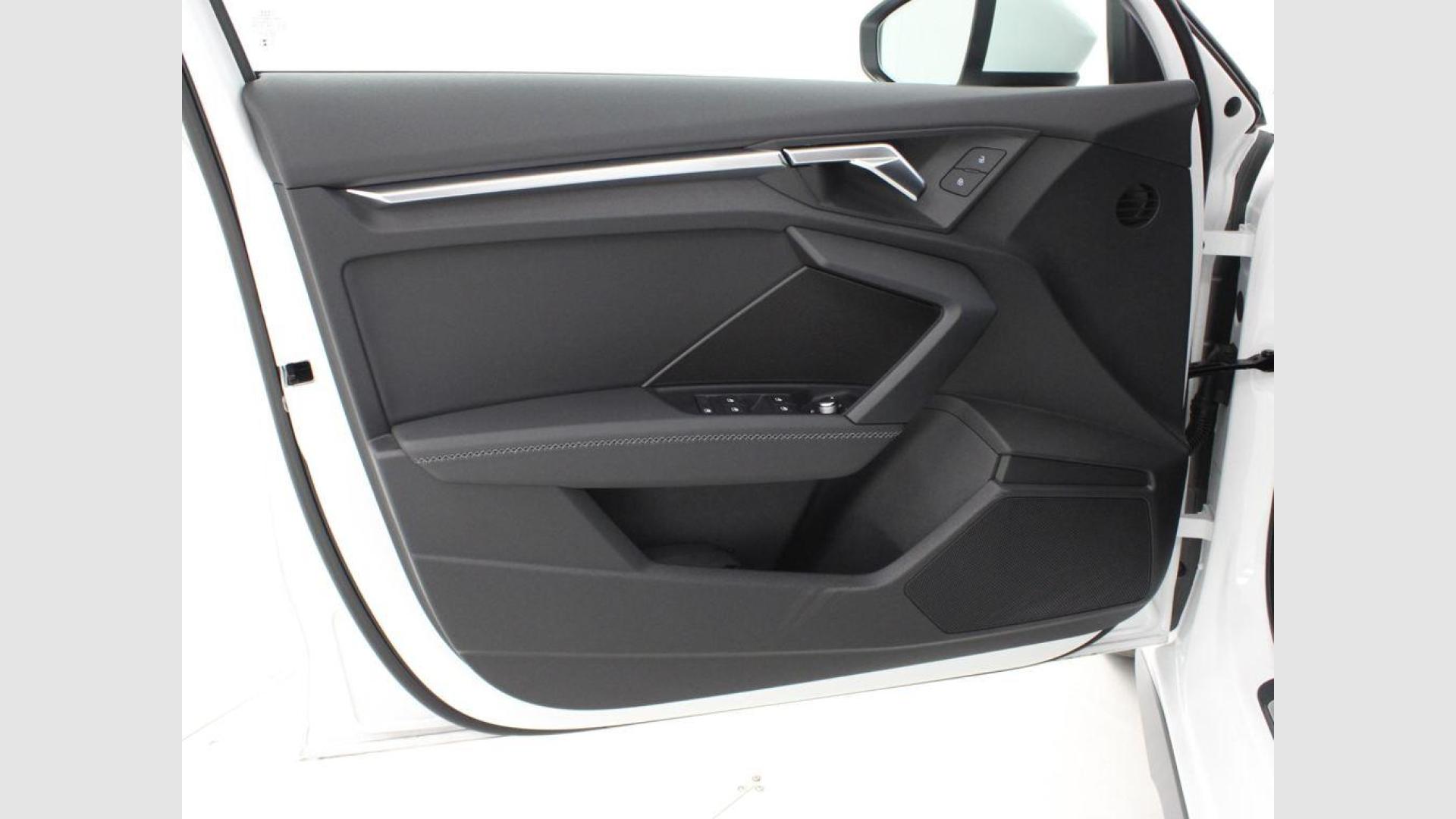 Audi A3 Sportback TFSIe Genuine edition 35 TDI 110 kW (150 CV) S tronic