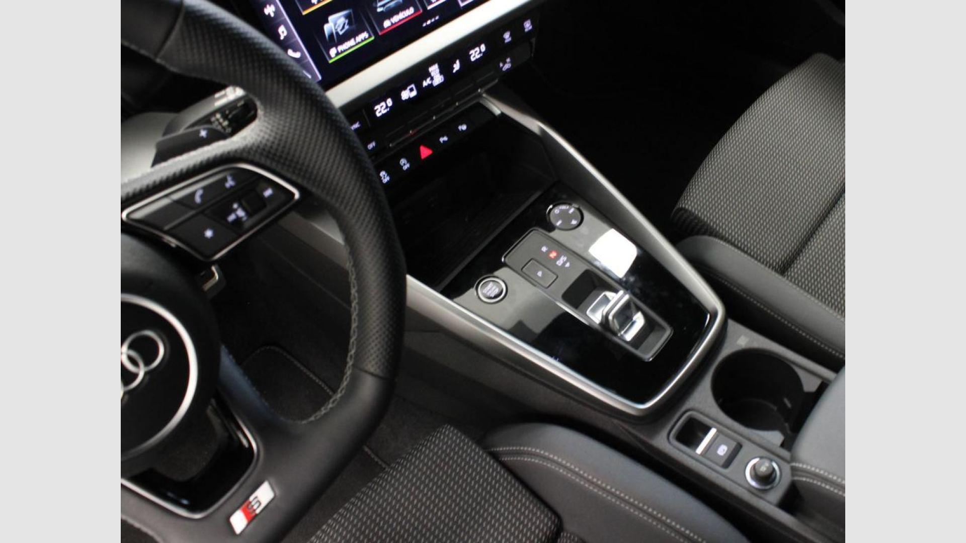 Audi A3 Sportback TFSIe Genuine edition 35 TDI 110 kW (150 CV) S tronic