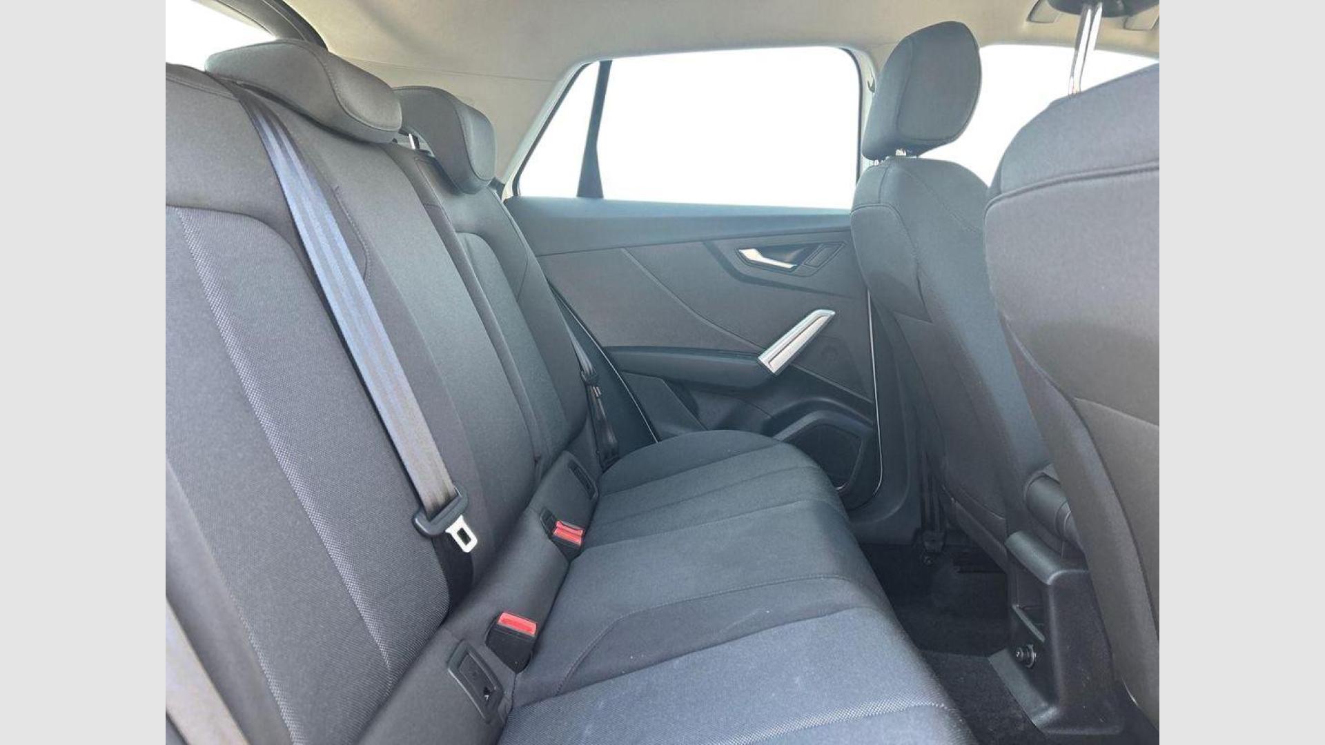 Audi Q2 Advanced 30 TFSI 85 kW (116 CV)