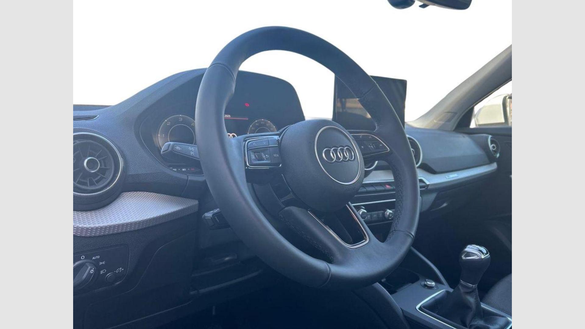 Audi Q2 Advanced 30 TFSI 85 kW (116 CV)