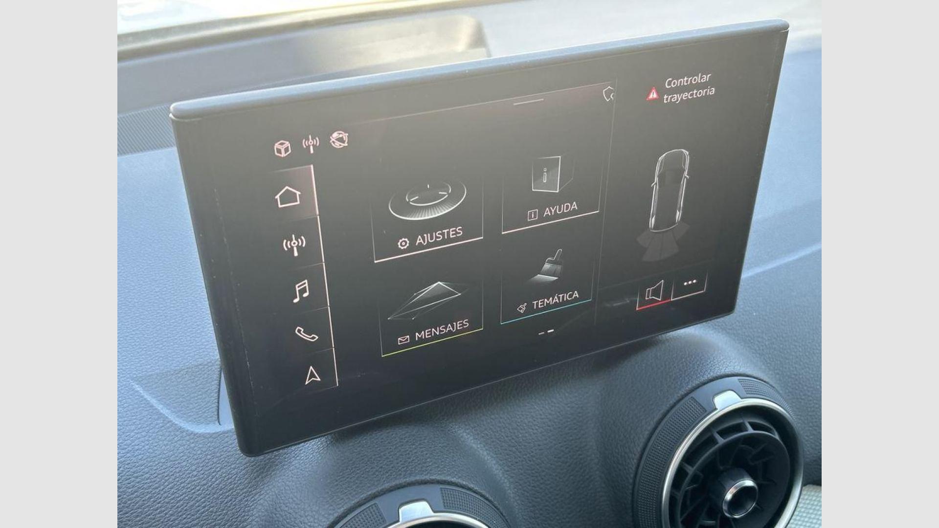 Audi Q2 Advanced 30 TFSI 85 kW (116 CV)