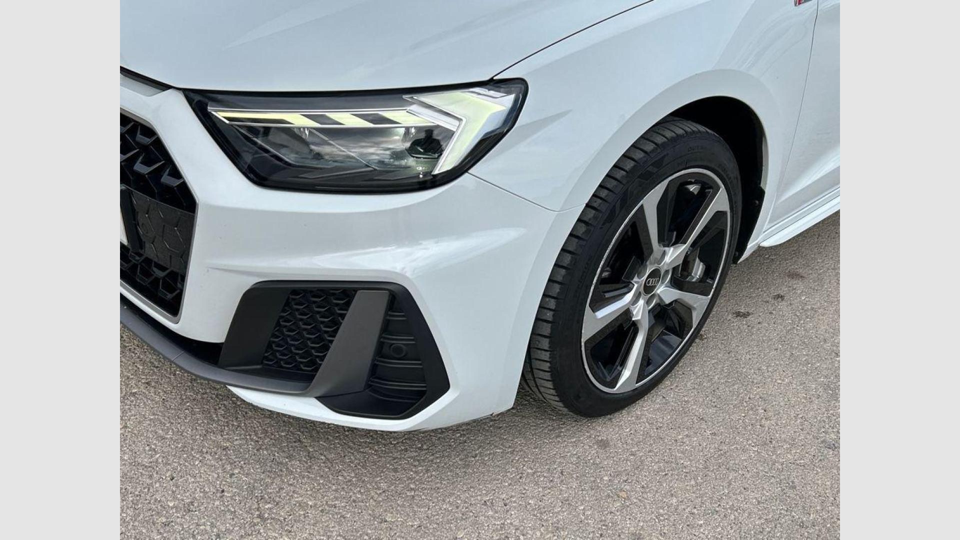 Audi A1 Adrenalin edition 30 TFSI 85 kW (116 CV)