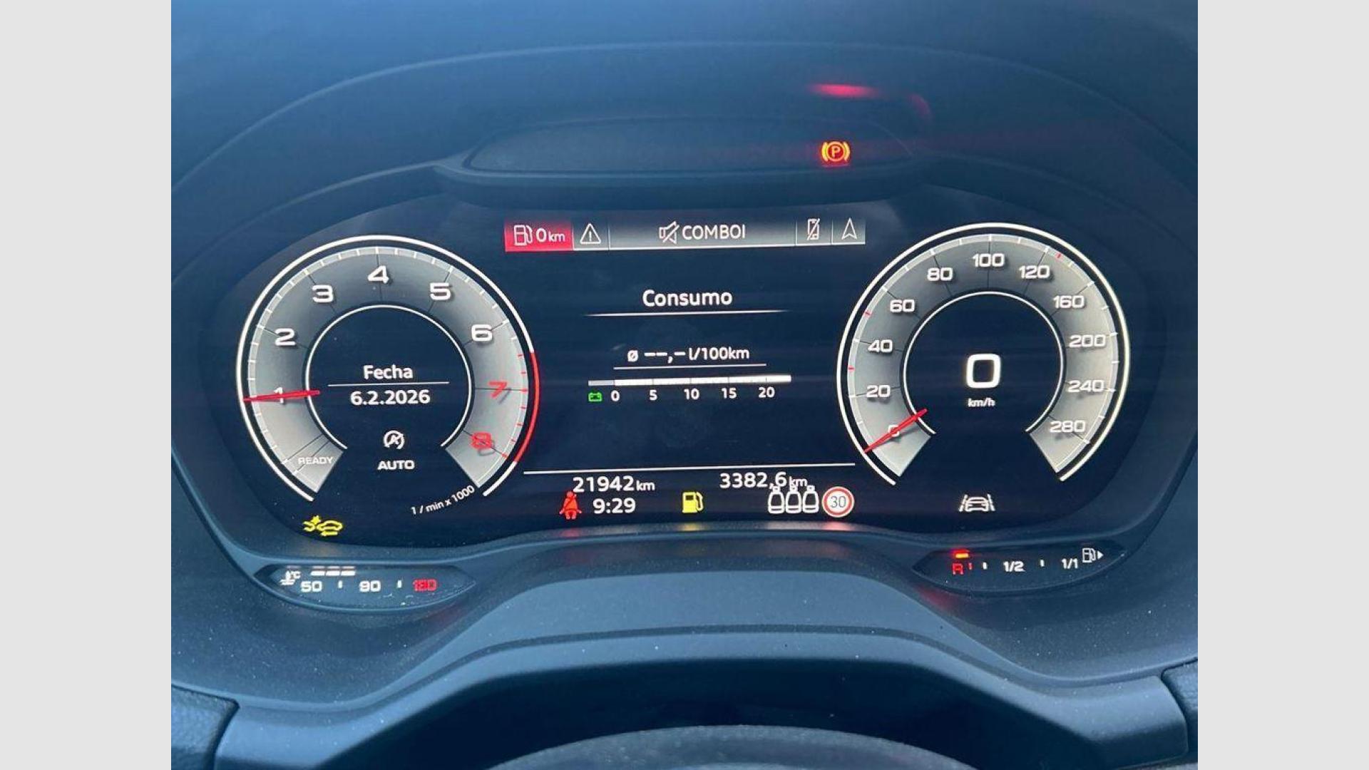 Audi Q2 S line 30 TFSI 85 kW (116 CV)