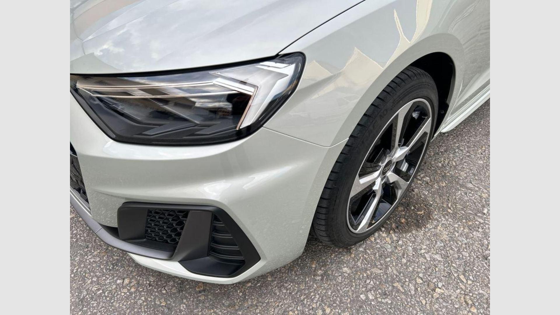 Audi A1 Adrenalin edition 30 TFSI 85 kW (116 CV) S tronic