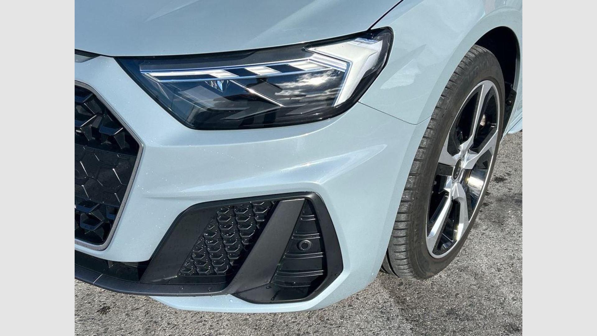 Audi A1 Adrenalin edition 30 TFSI 85 kW (116 CV) S tronic
