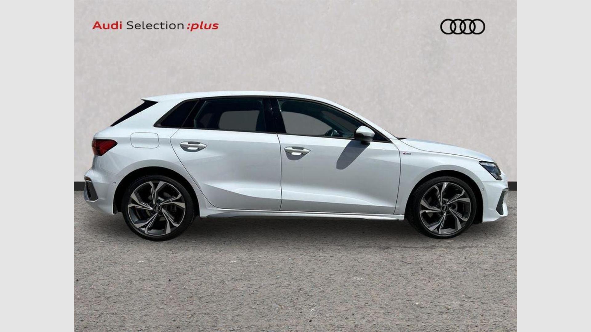 Audi A3 Sportback TFSIe S line 35 TDI 110 kW (150 CV) S tronic