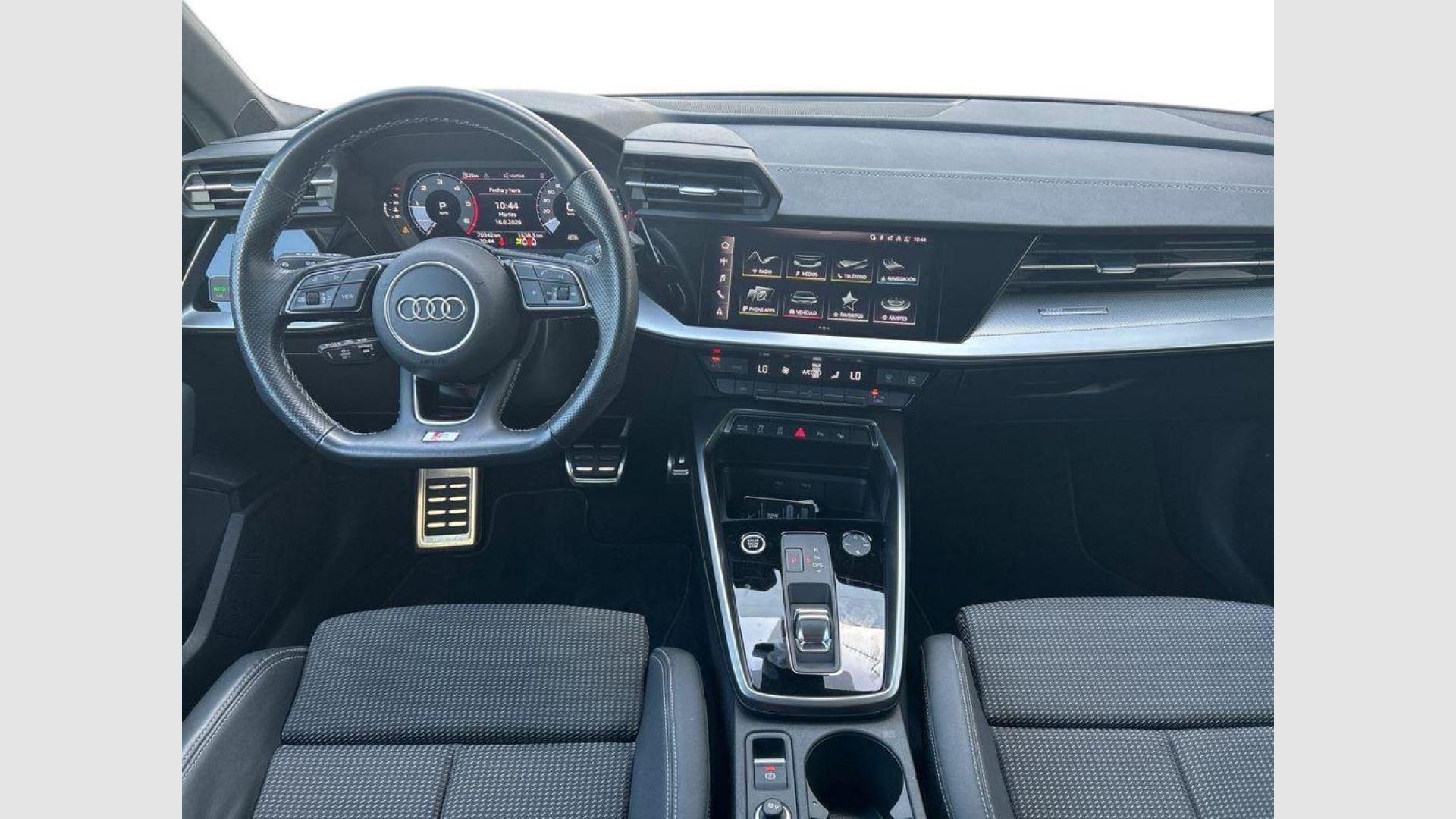 Audi A3 Sportback TFSIe S line 35 TDI 110 kW (150 CV) S tronic