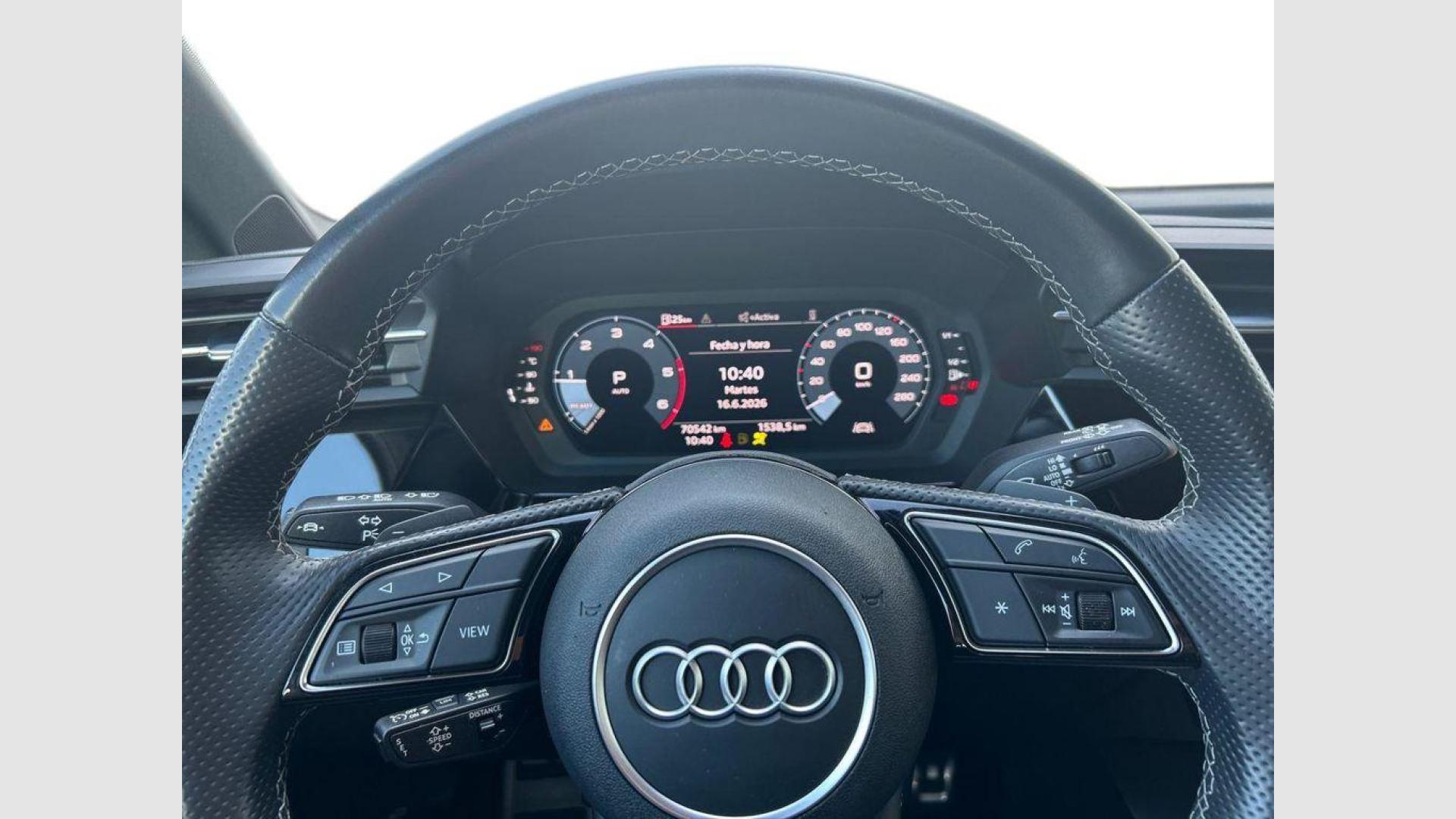 Audi A3 Sportback TFSIe S line 35 TDI 110 kW (150 CV) S tronic