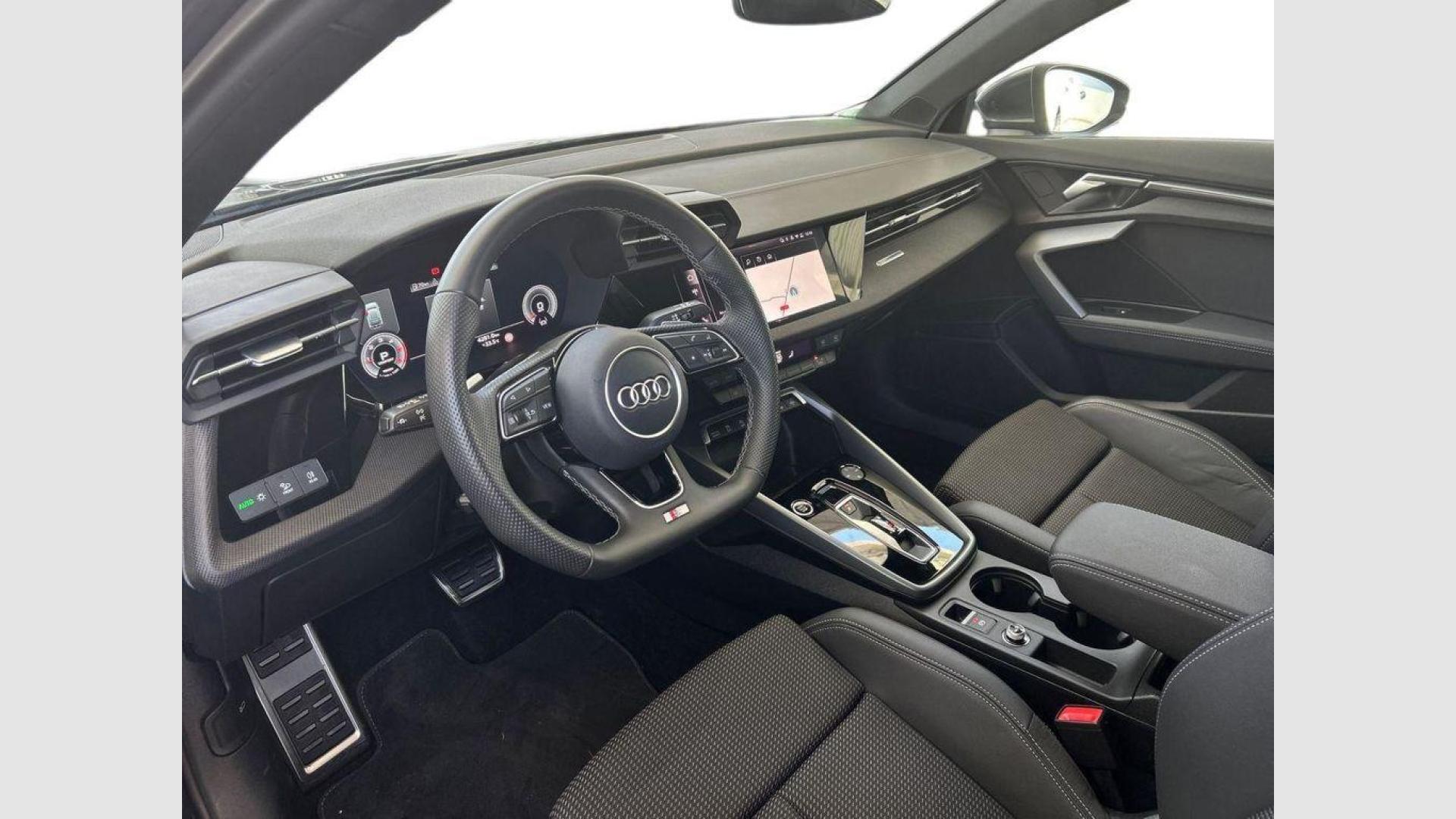 Audi A3 Sportback TFSIe S line 35 TDI 110 kW (150 CV) S tronic