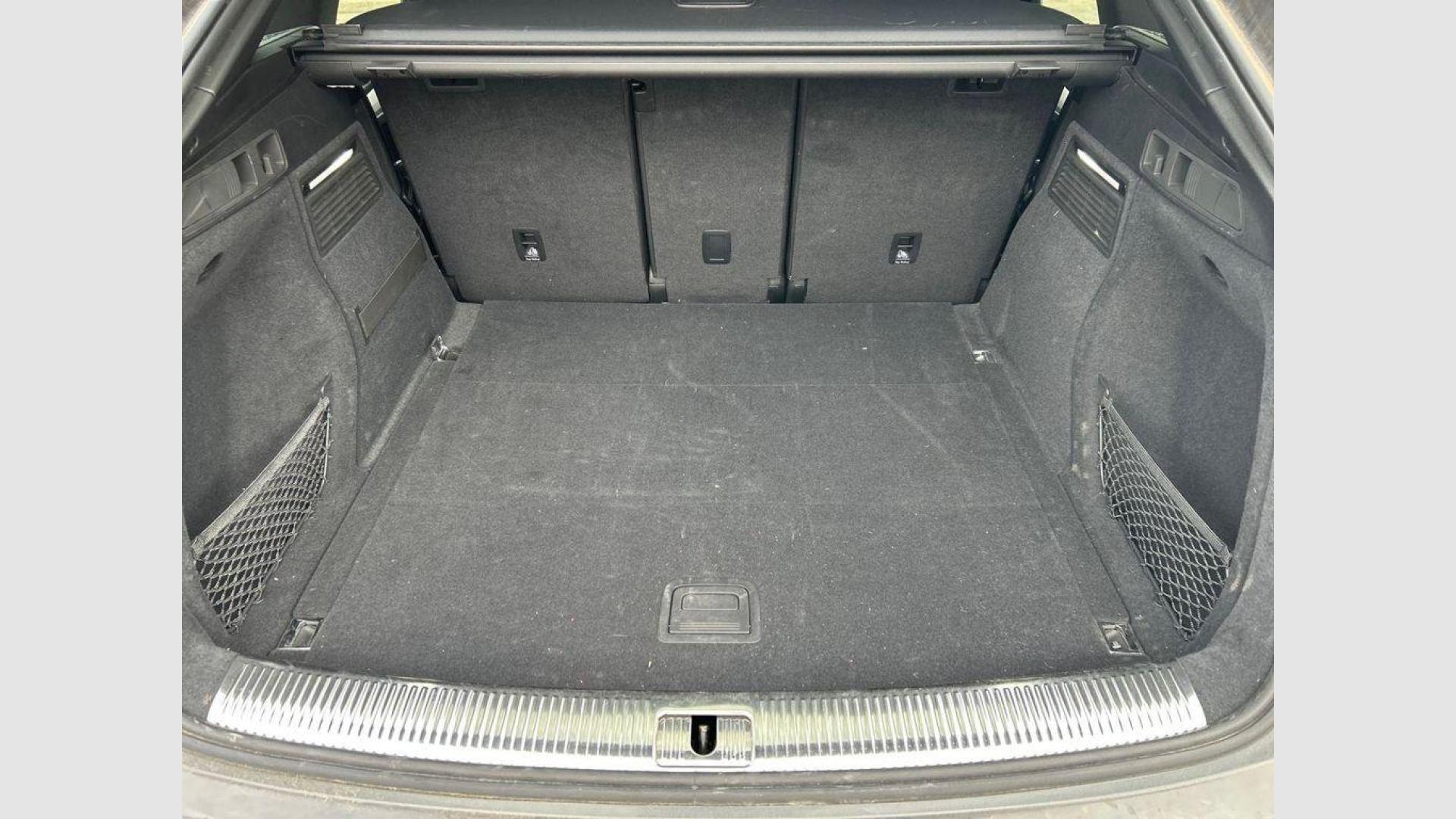 Audi Q5 SPORTBACK Black line 40 TDI quattro-ultra 150 kW (204 CV) S tronic