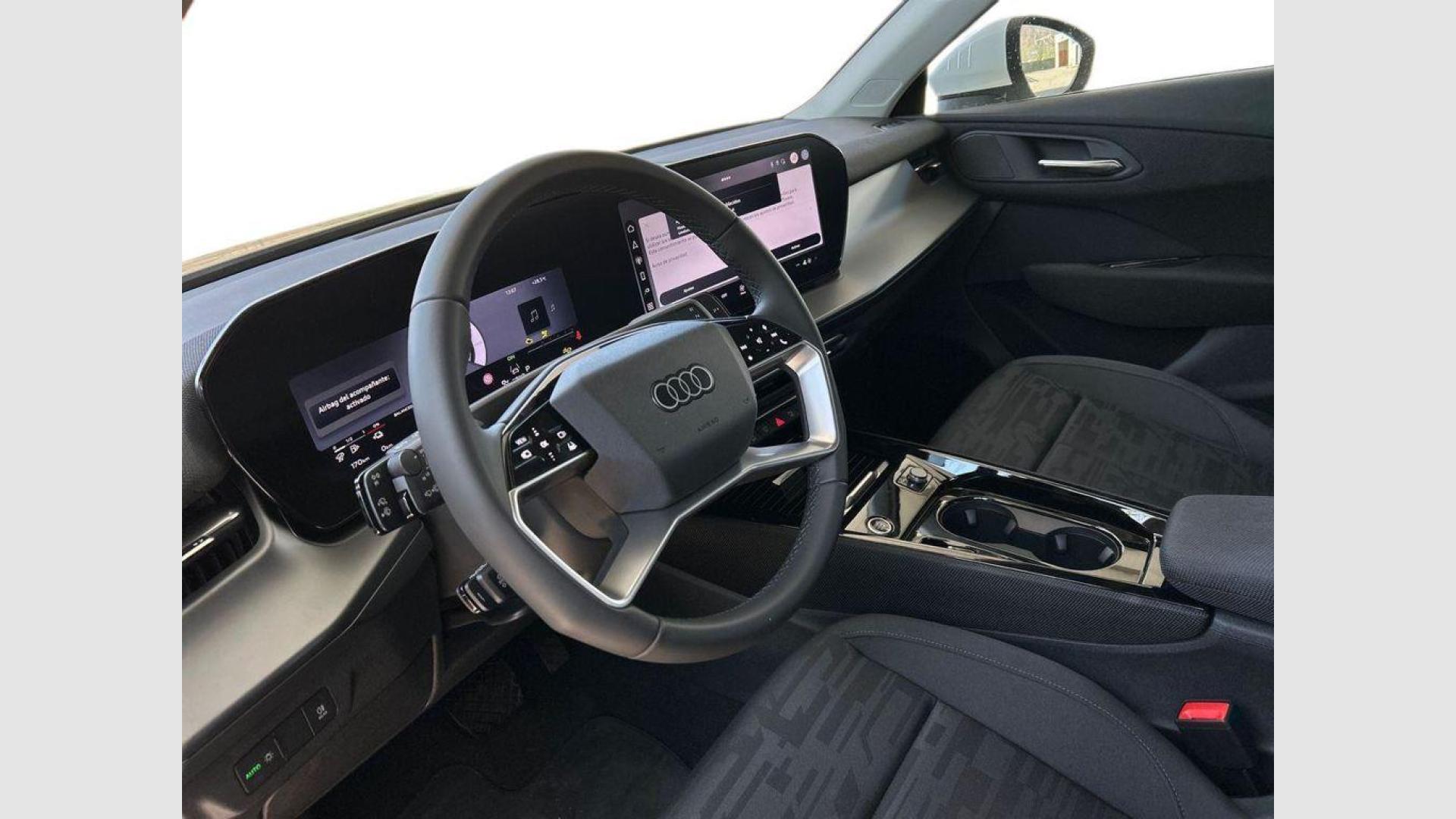 Audi Q3 Sportback Business 200 kW (272 CV)