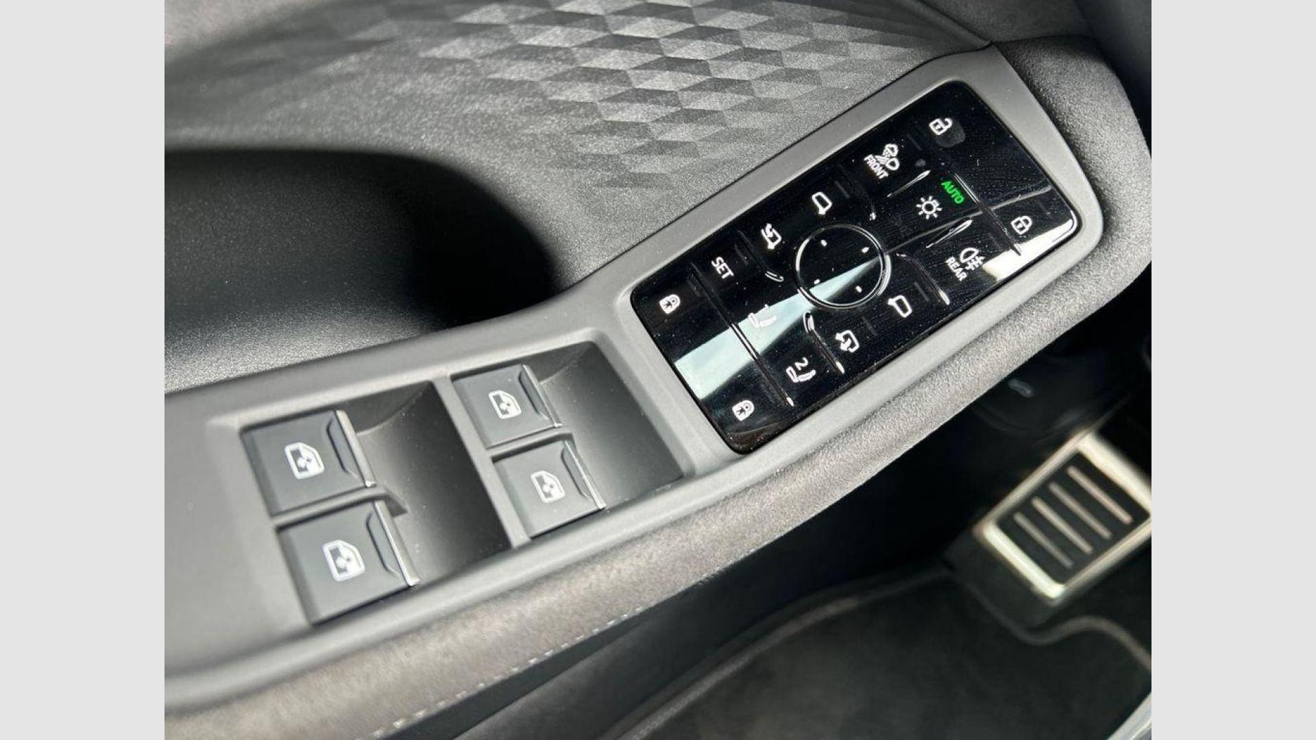 Audi A6 Allroad A6 e-hybrid quattro Black line S tronic 220kW