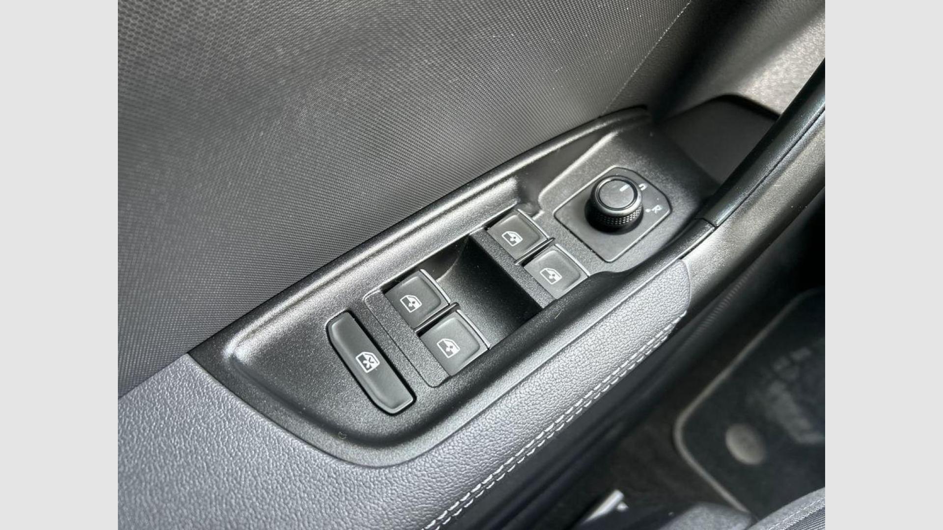 Audi A1 Advanced 25 TFSI 70 kW (95 CV)