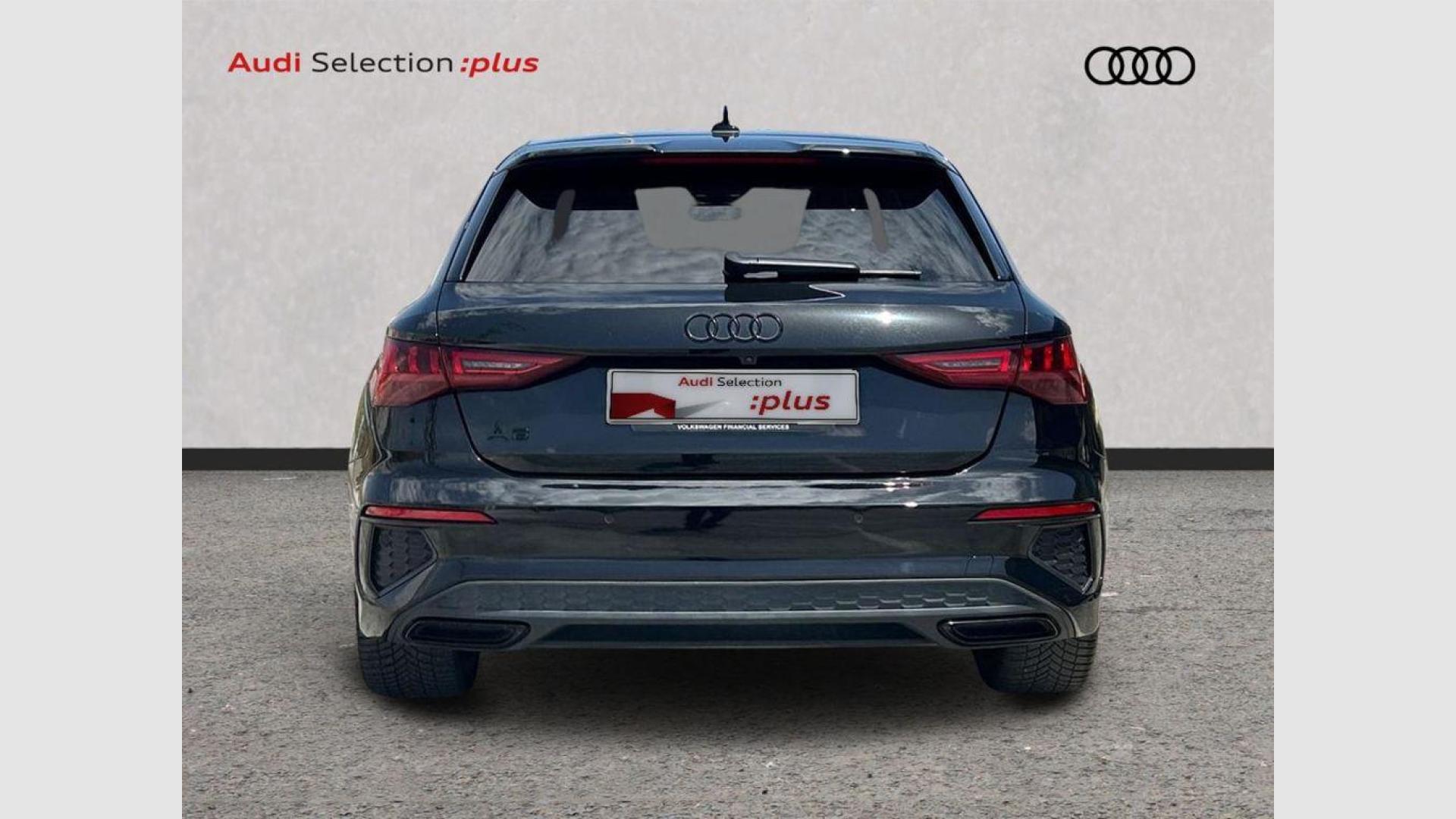 Audi A3 Sportback TFSIe Black line edition 35 TFSI 110 kW (150 CV) S tronic
