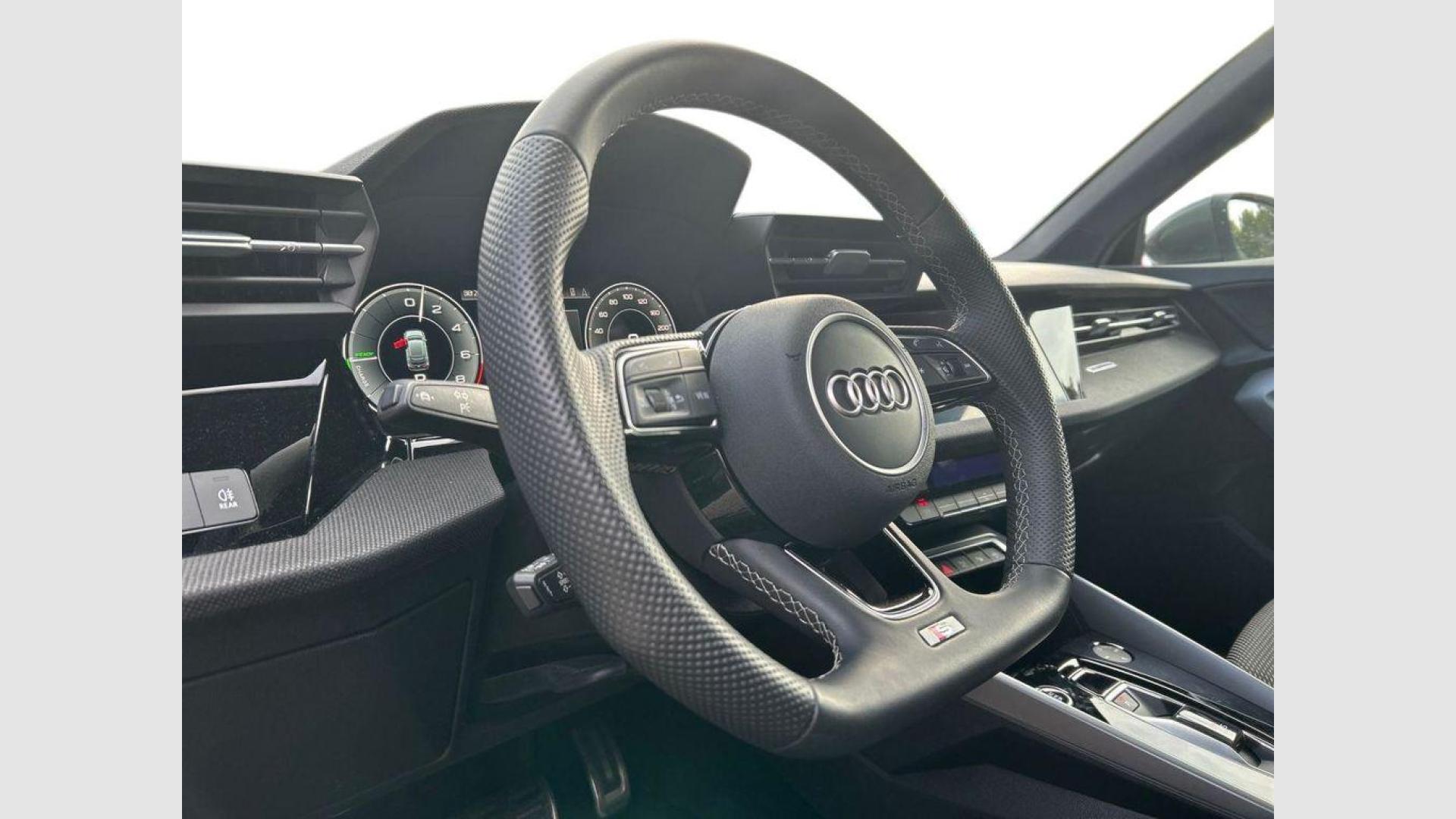 Audi A3 Sportback TFSIe S line 40 150 kW (204 CV) S tronic
