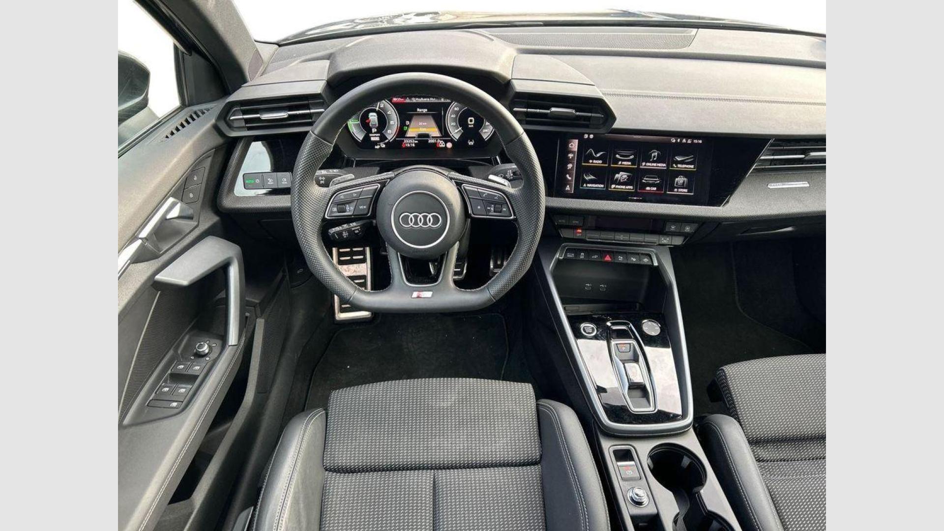 Audi A3 Sportback TFSIe S line 40 150 kW (204 CV) S tronic