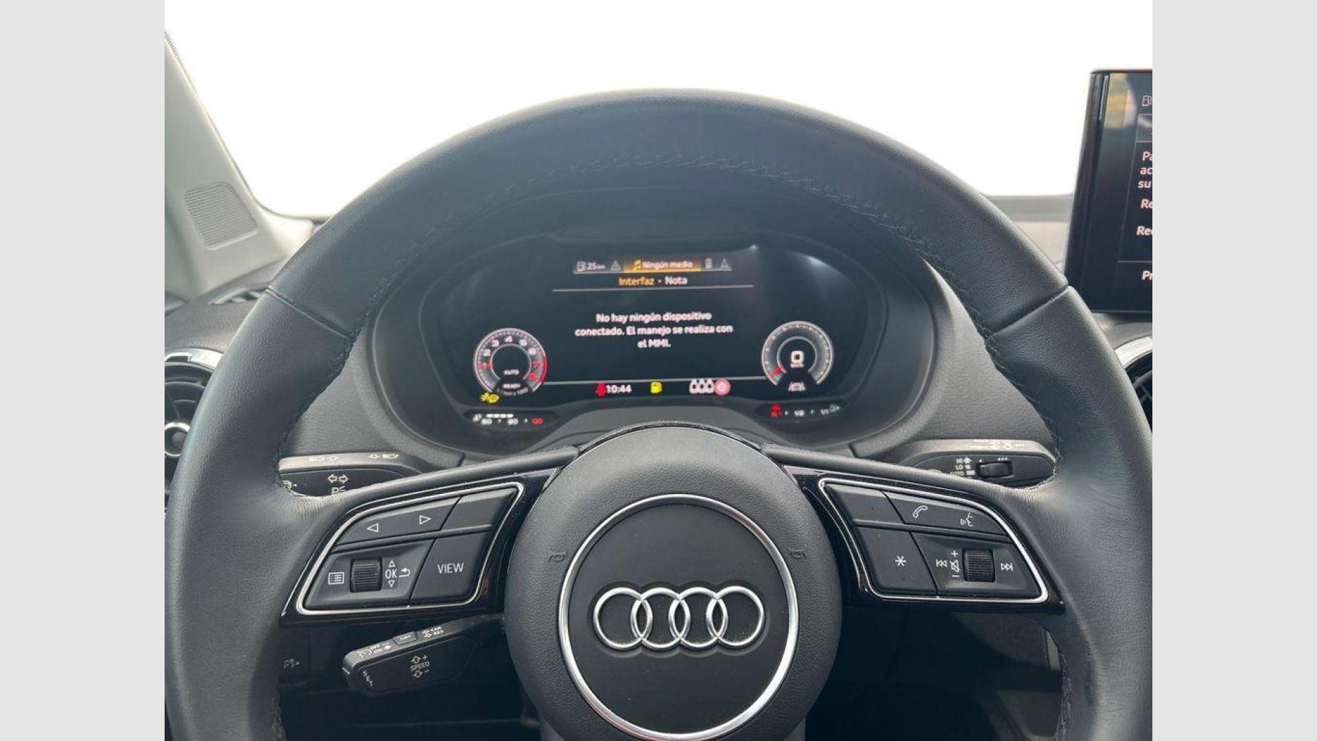 Audi Q2 S line 30 TFSI 85 kW (116 CV)