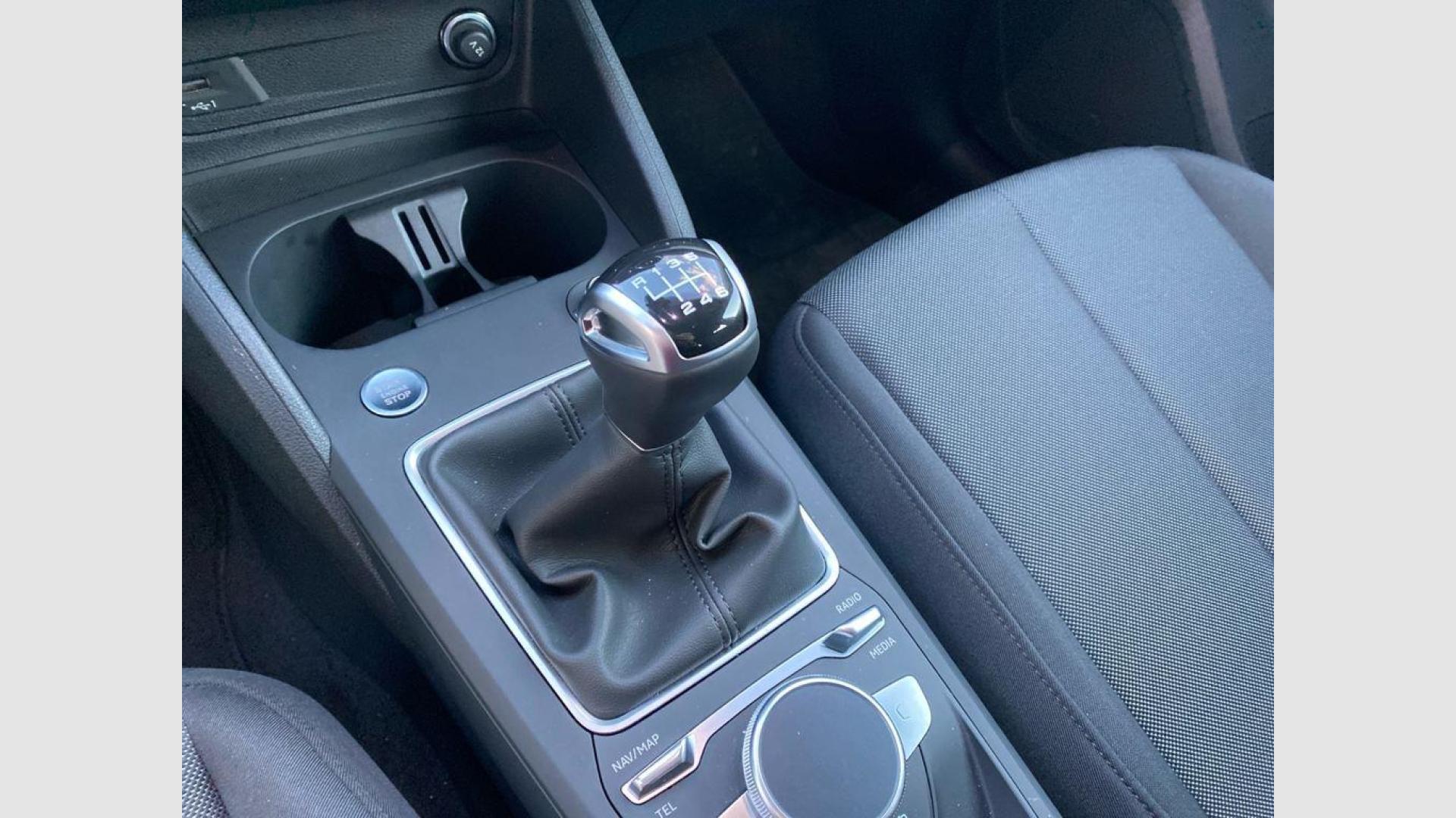 Audi Q2 Advanced 30 TDI 85 kW (116 CV)