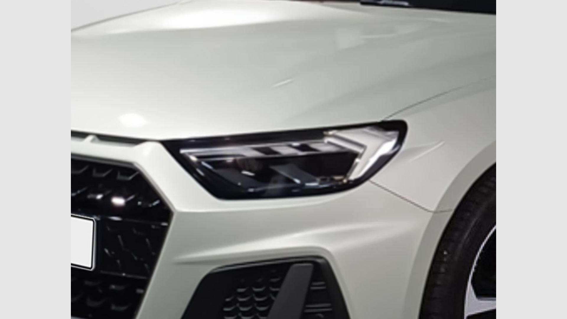 Audi A1 Sportback Adrenalin edition 30 TFSI 85 kW (116 CV)