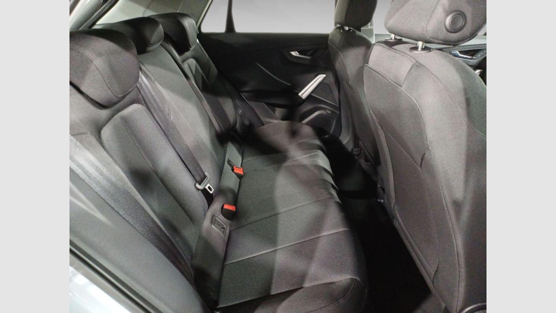 Audi Q2 Advanced 30 TFSI 85 kW (116 CV)