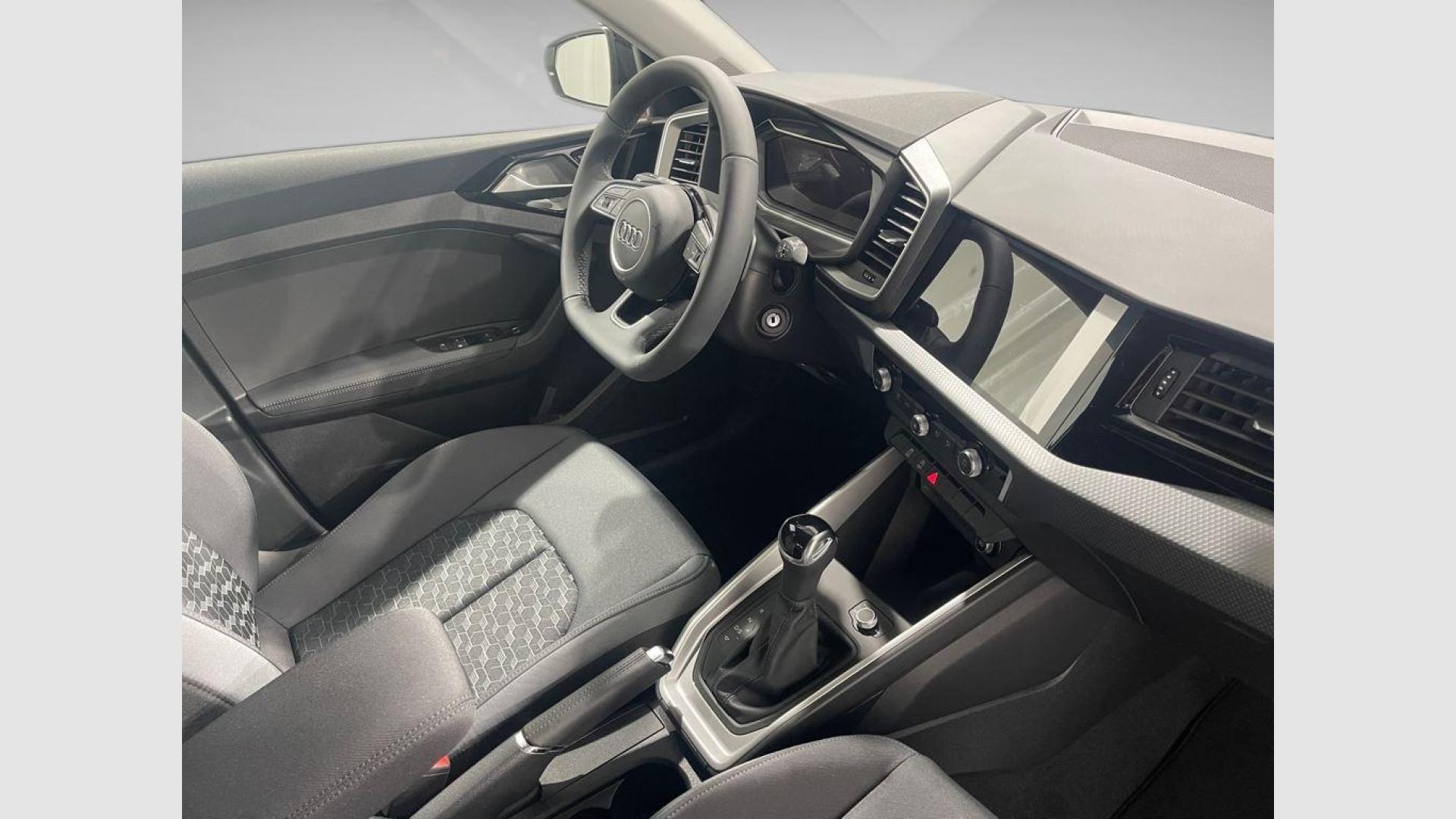 Audi A1 Sportback Adrenalin Black edition 30 TFSI 85 kW (116 CV) S tronic